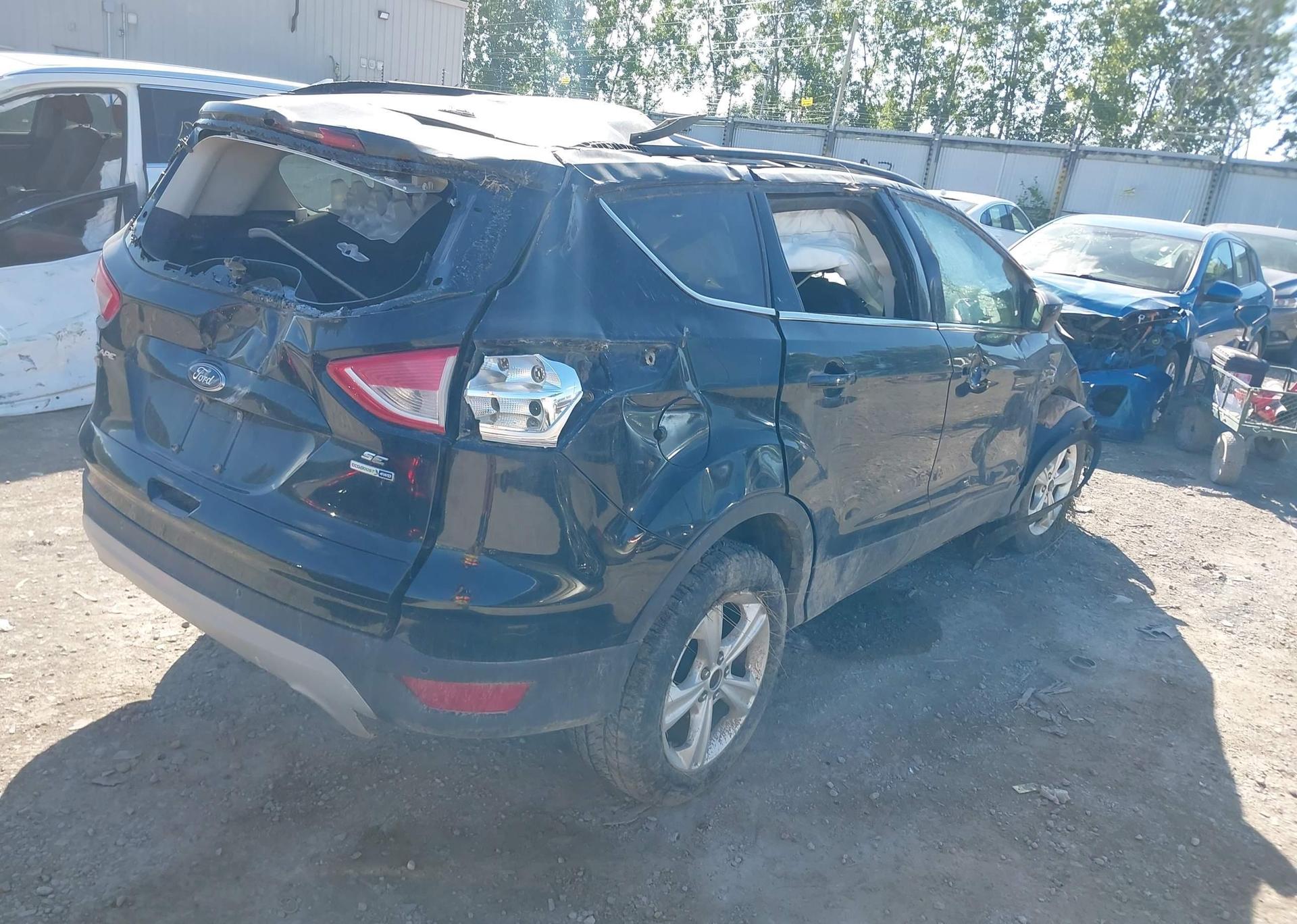 2016 FORD ESCAPE SE