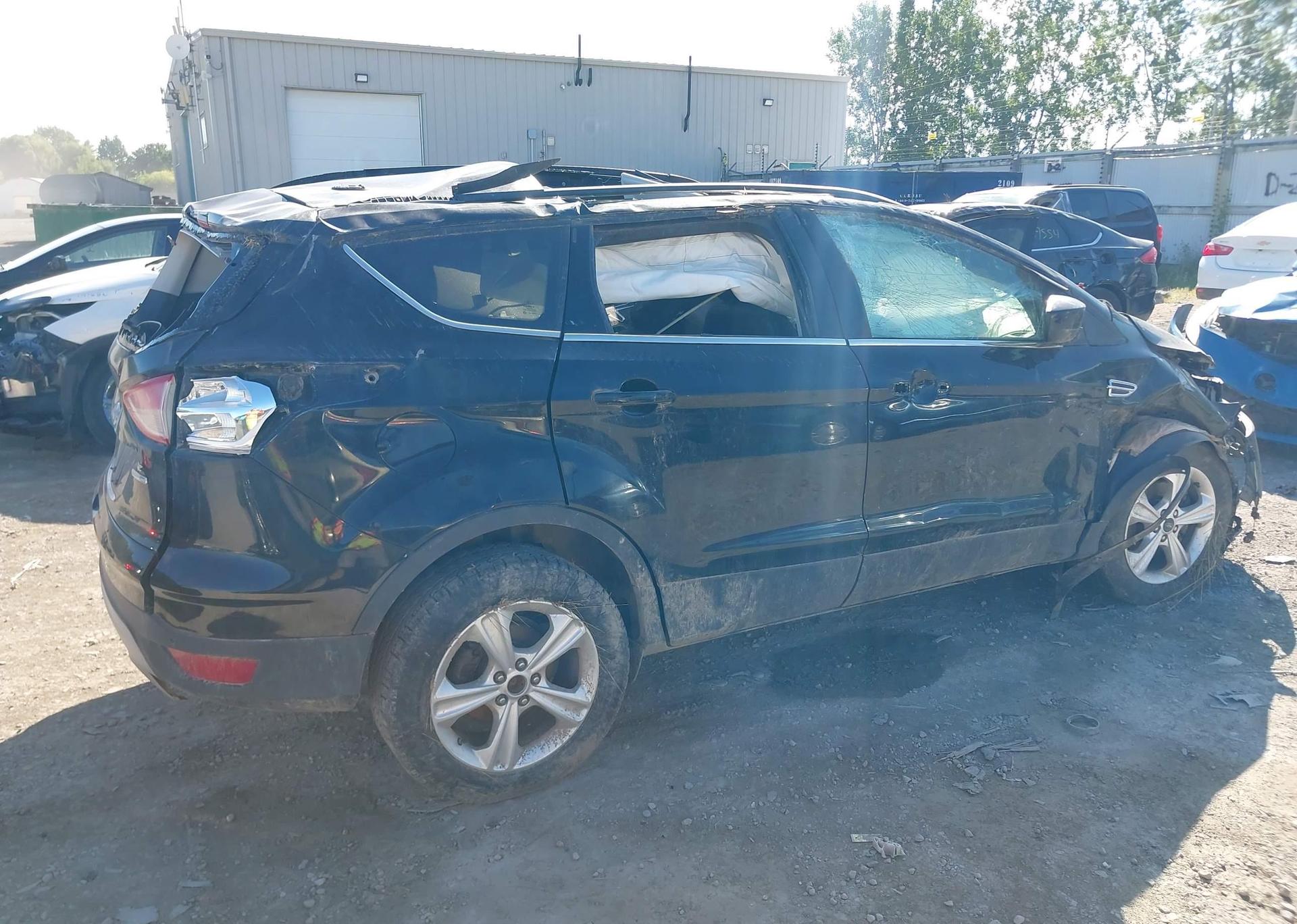 2016 FORD ESCAPE SE