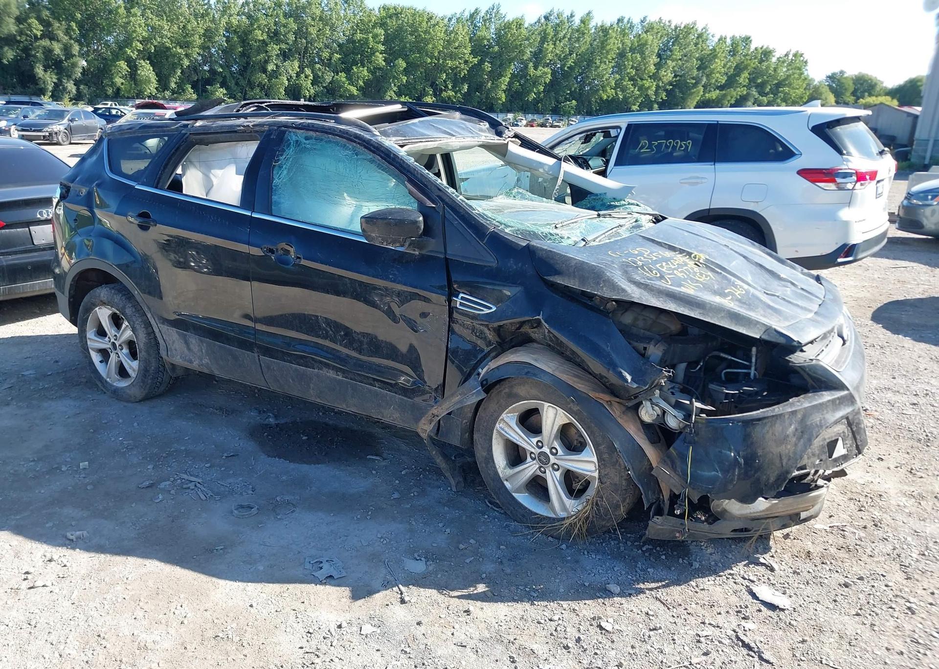 2016 FORD ESCAPE SE