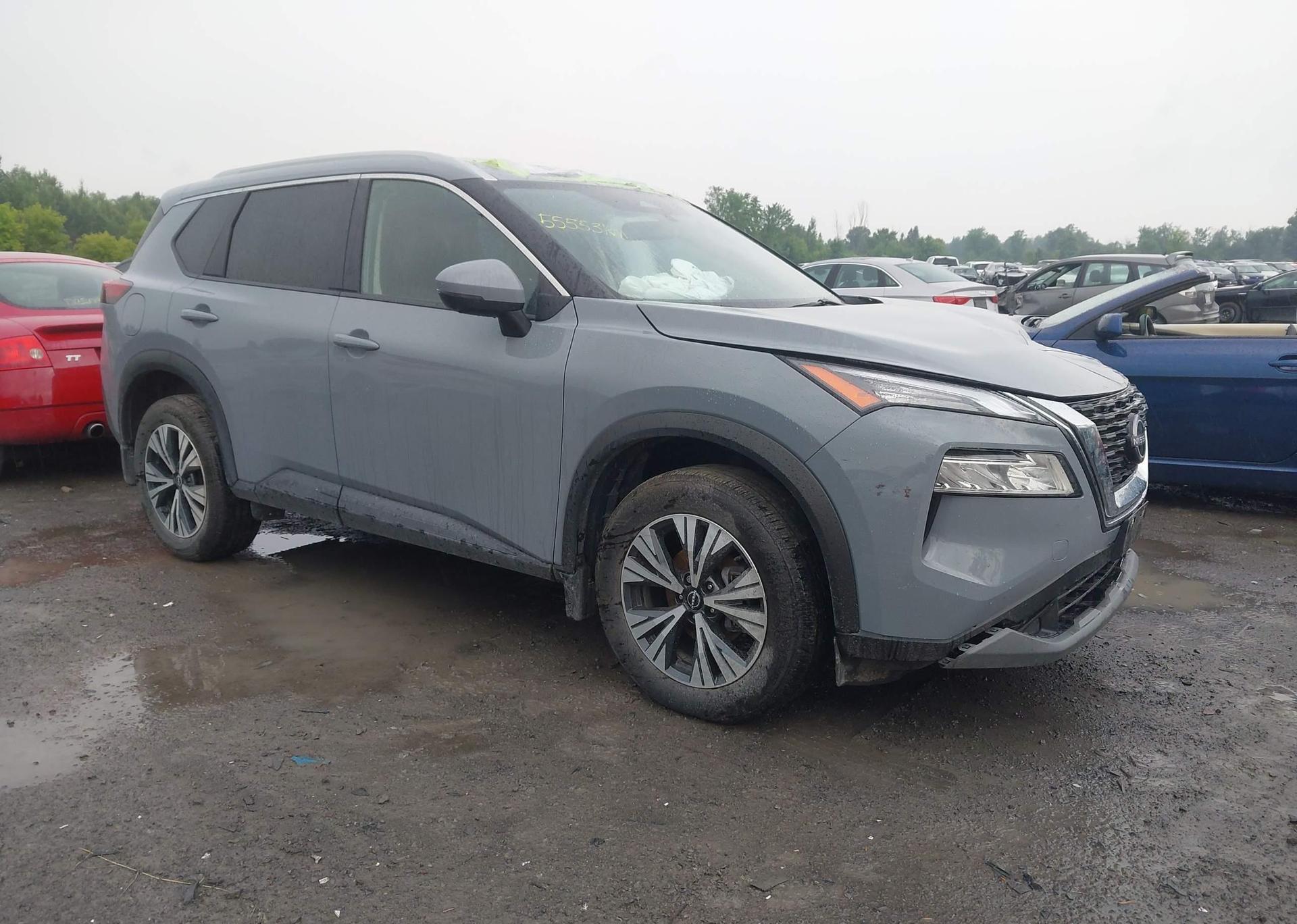 2022 NISSAN ROGUE SV