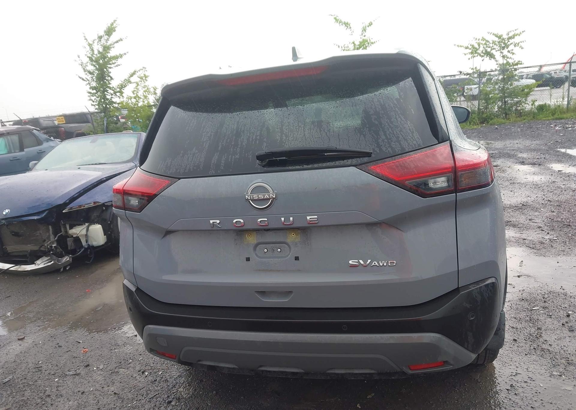 2022 NISSAN ROGUE SV