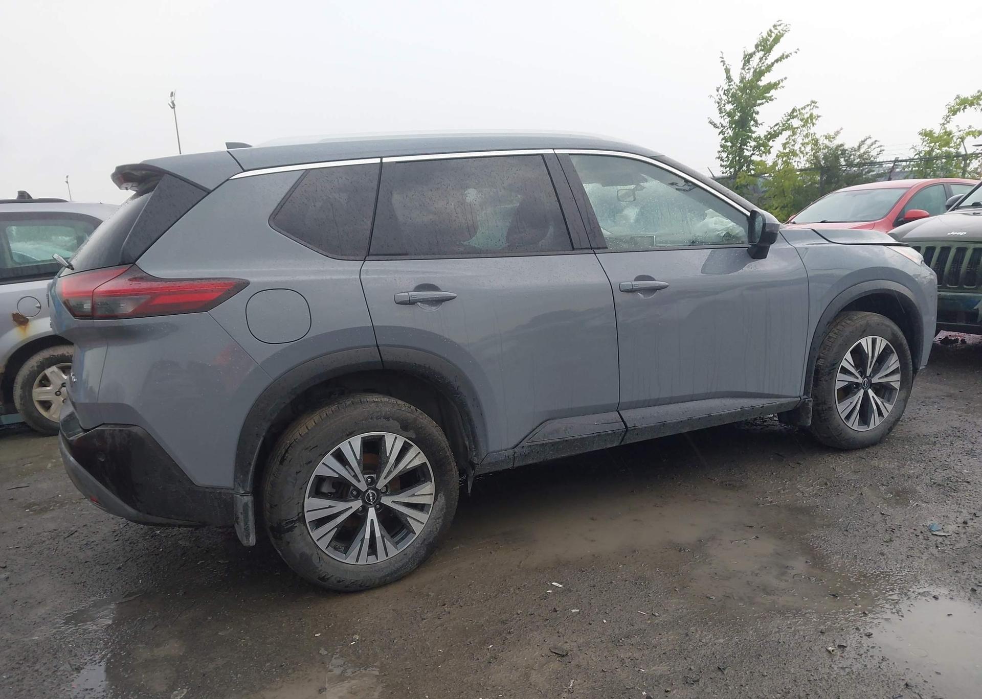 2022 NISSAN ROGUE SV