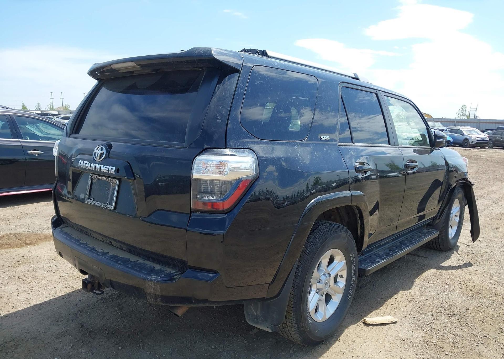2018 TOYOTA 4RUNNER SR5 PREM