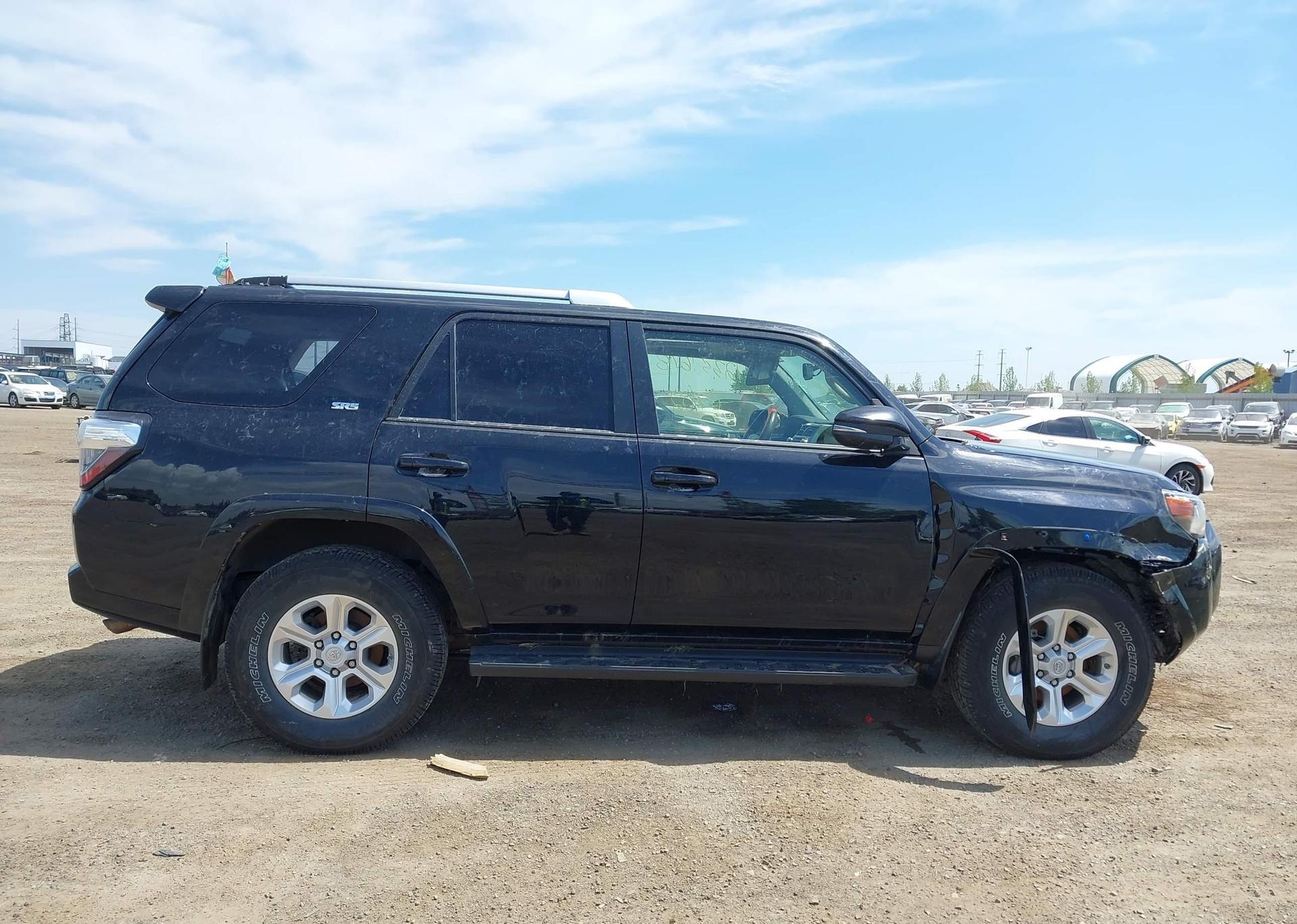 2018 TOYOTA 4RUNNER SR5 PREM