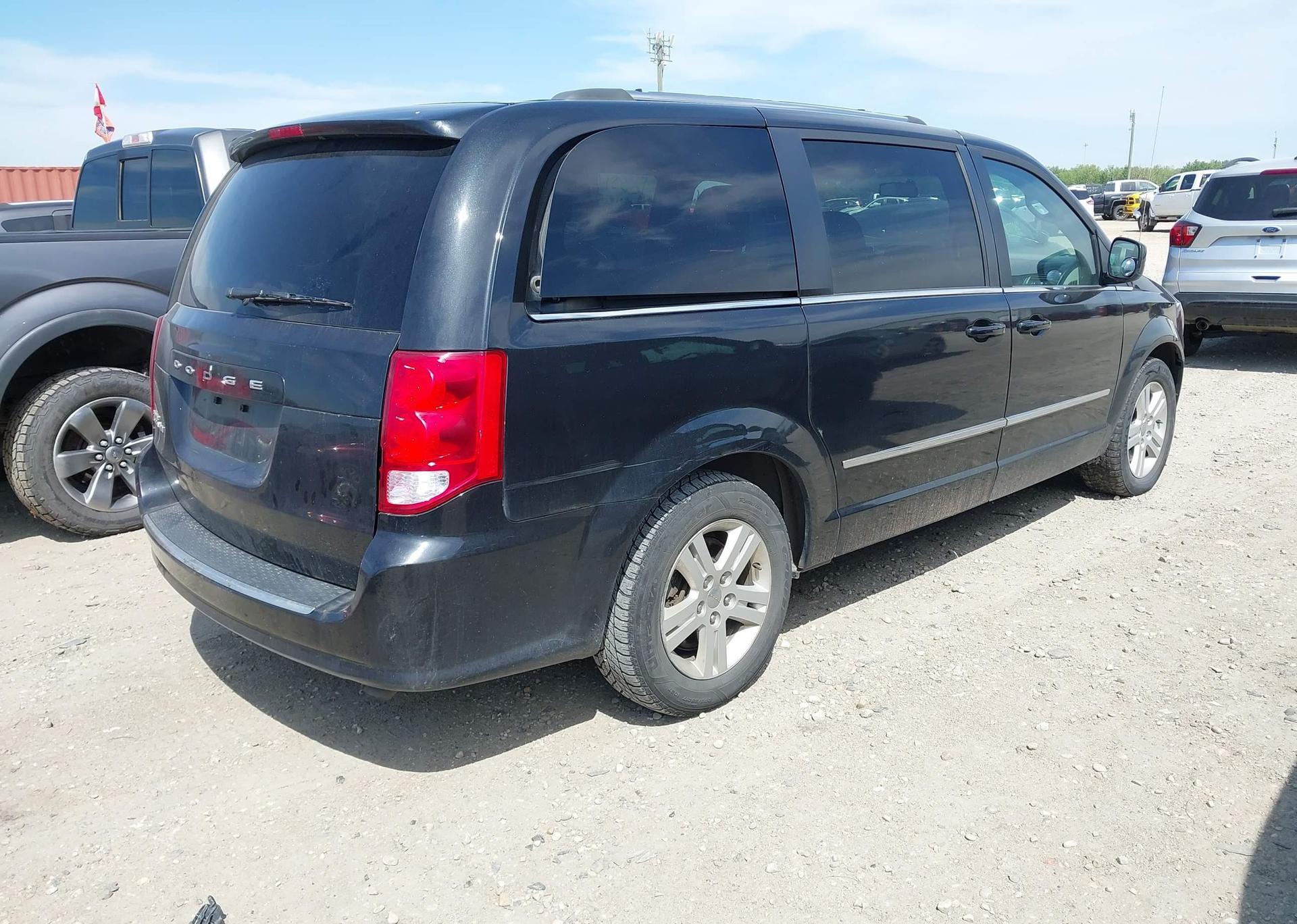 2017 DODGE GRAND CARAVAN CREW