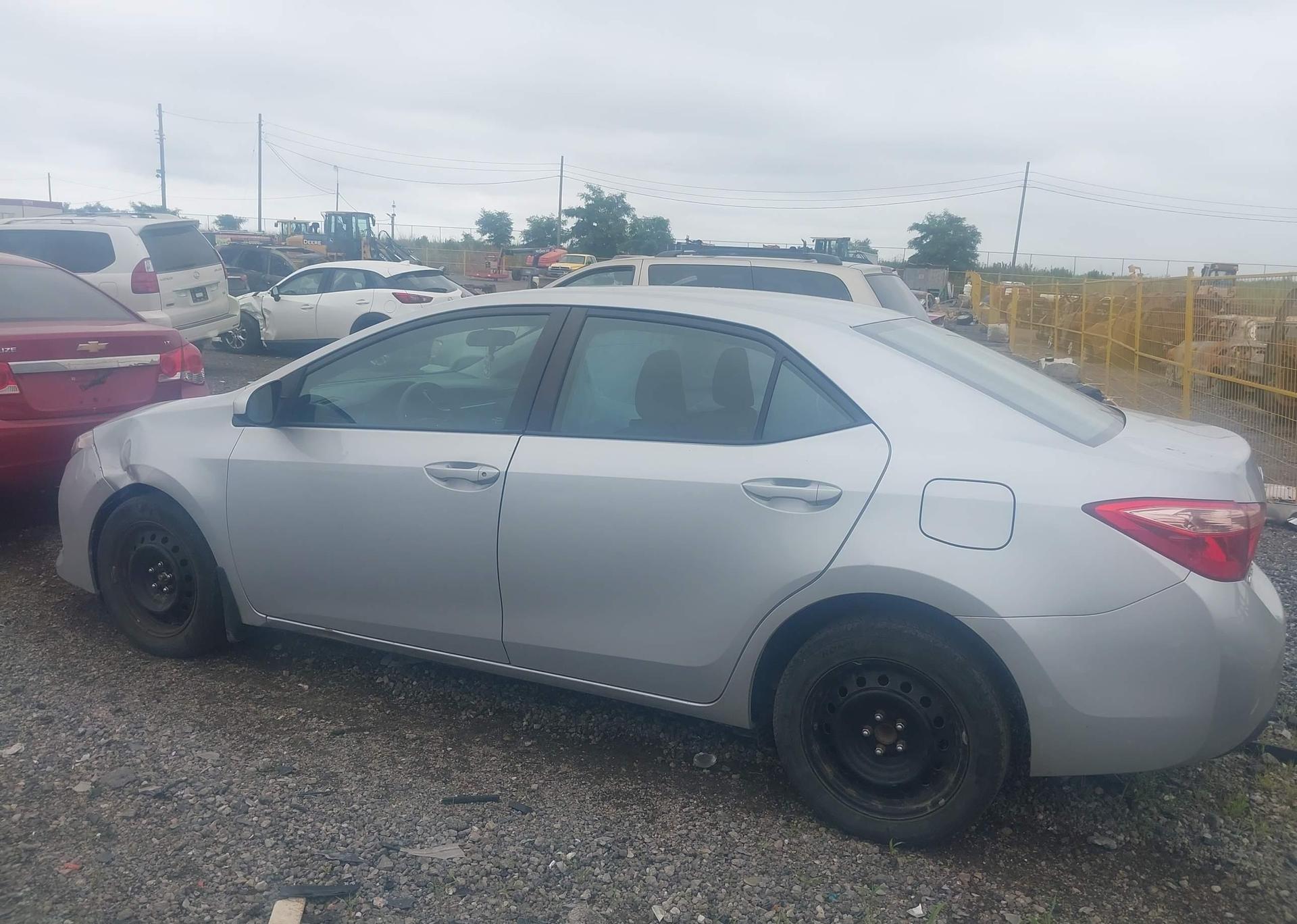 2018 TOYOTA COROLLA LE