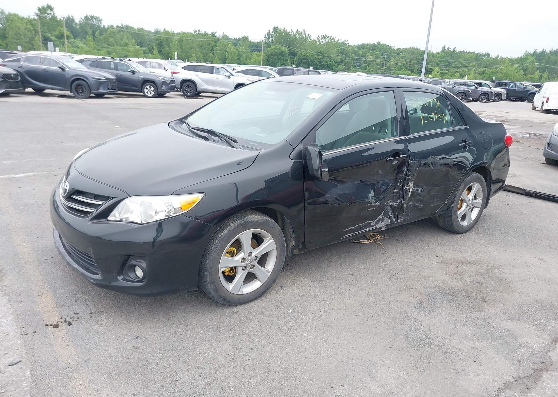 2013 TOYOTA COROLLA