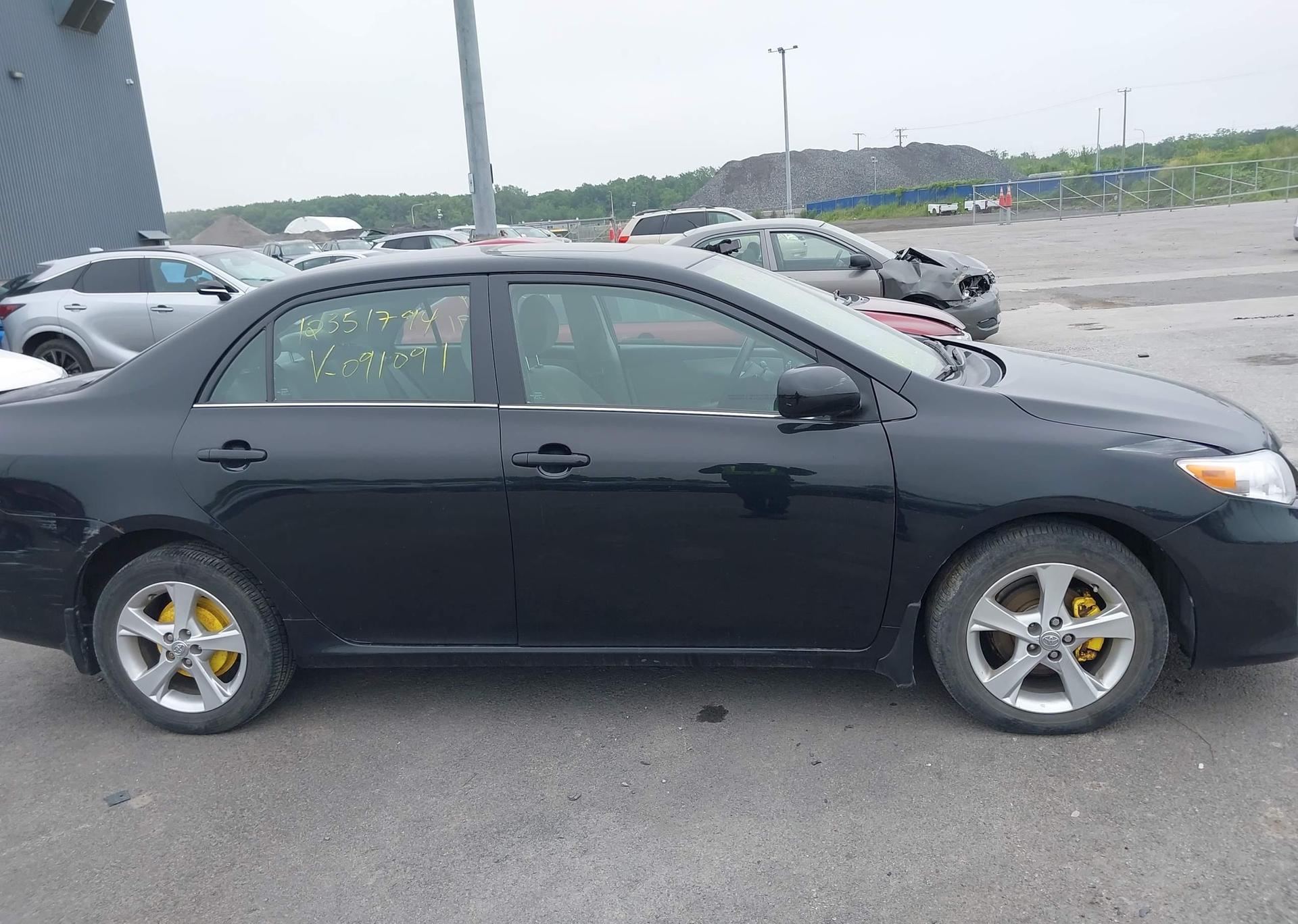2013 TOYOTA COROLLA