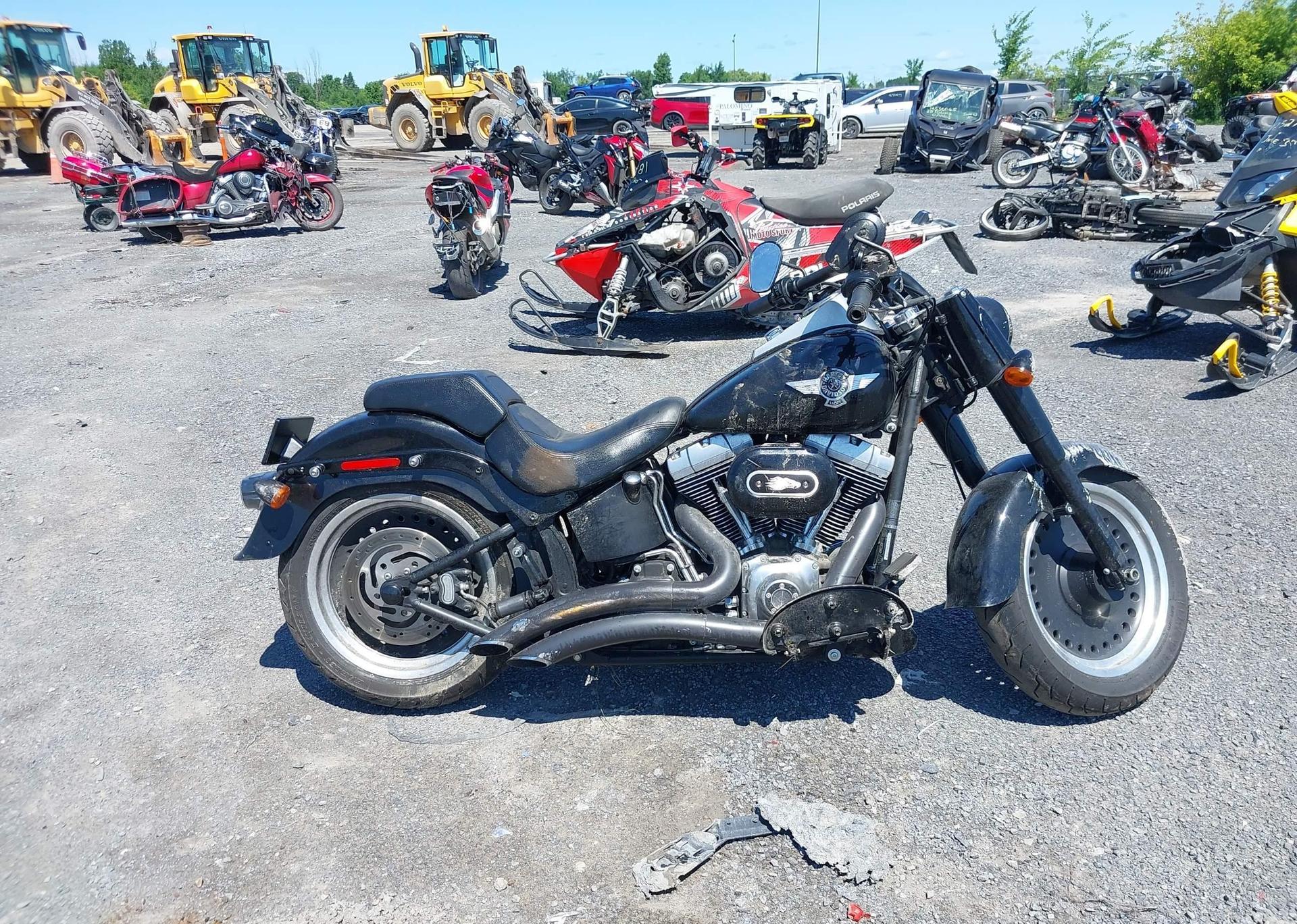 2010 HARLEY-DAVIDSON FLSTFB