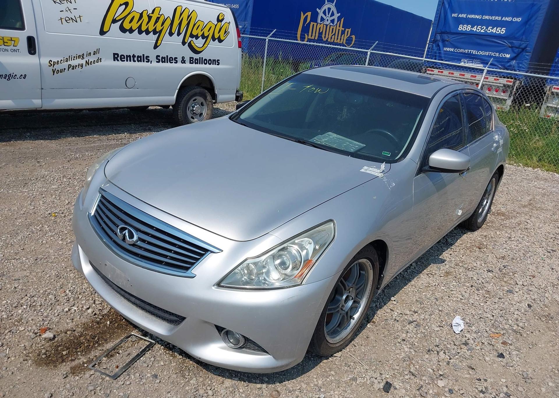 2012 INFINITI G37X