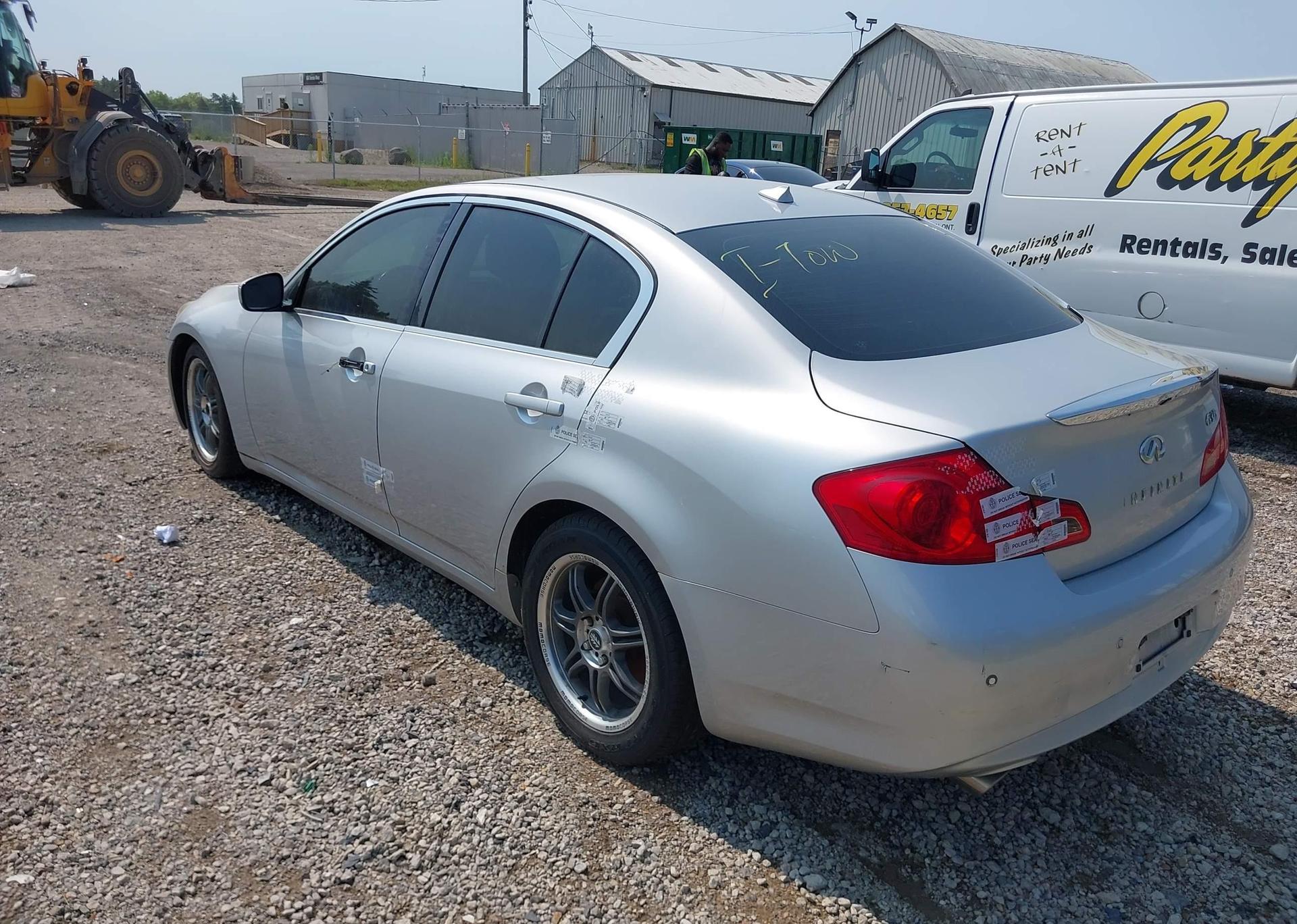 2012 INFINITI G37X
