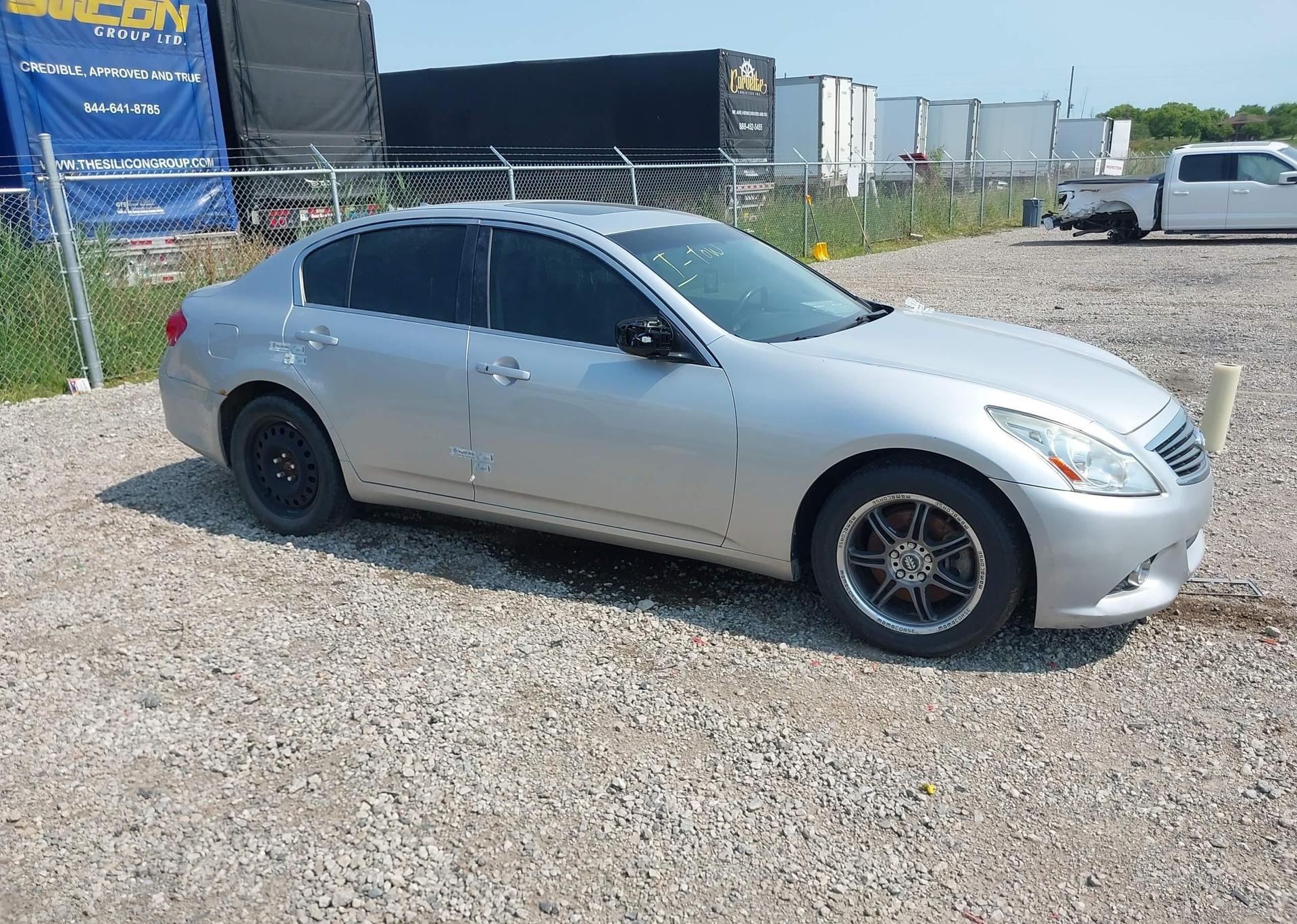 2012 INFINITI G37X