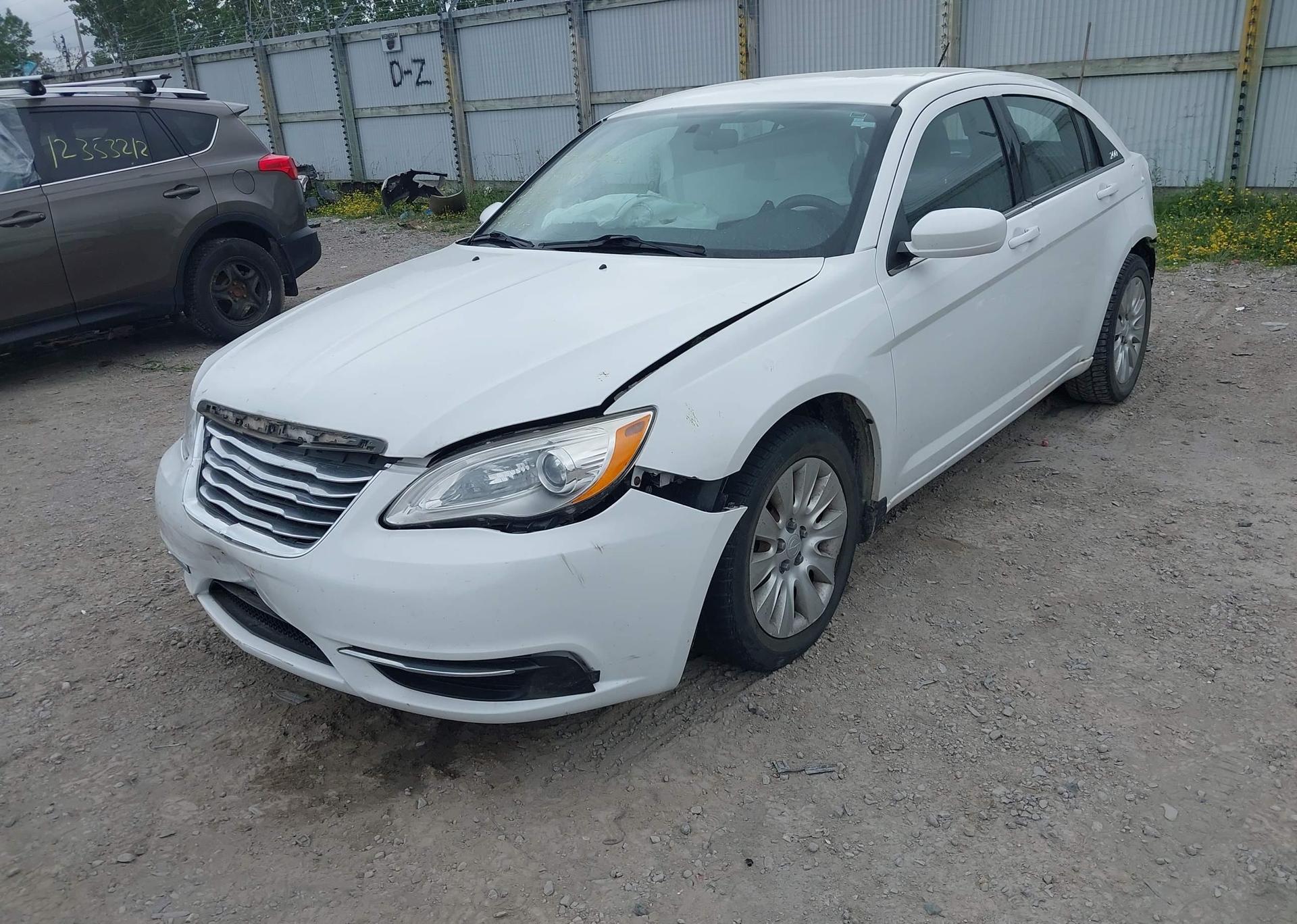 2012 CHRYSLER 200 LX