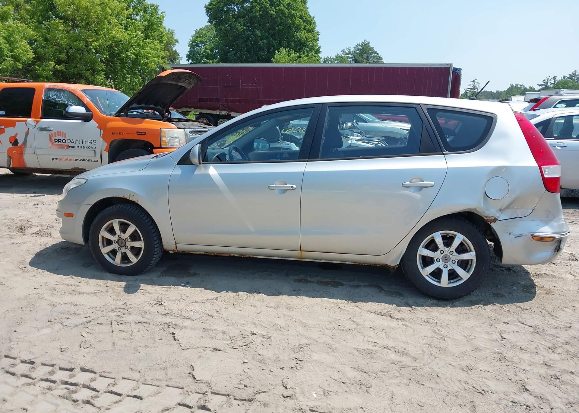 2012 HYUNDAI Elantra Touring GLS