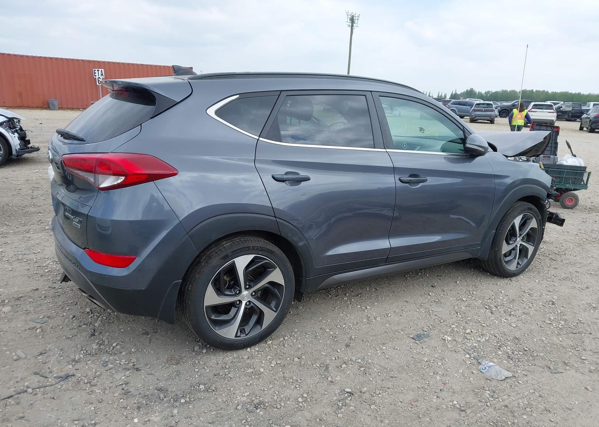 2016 HYUNDAI TUCSON LIMITED