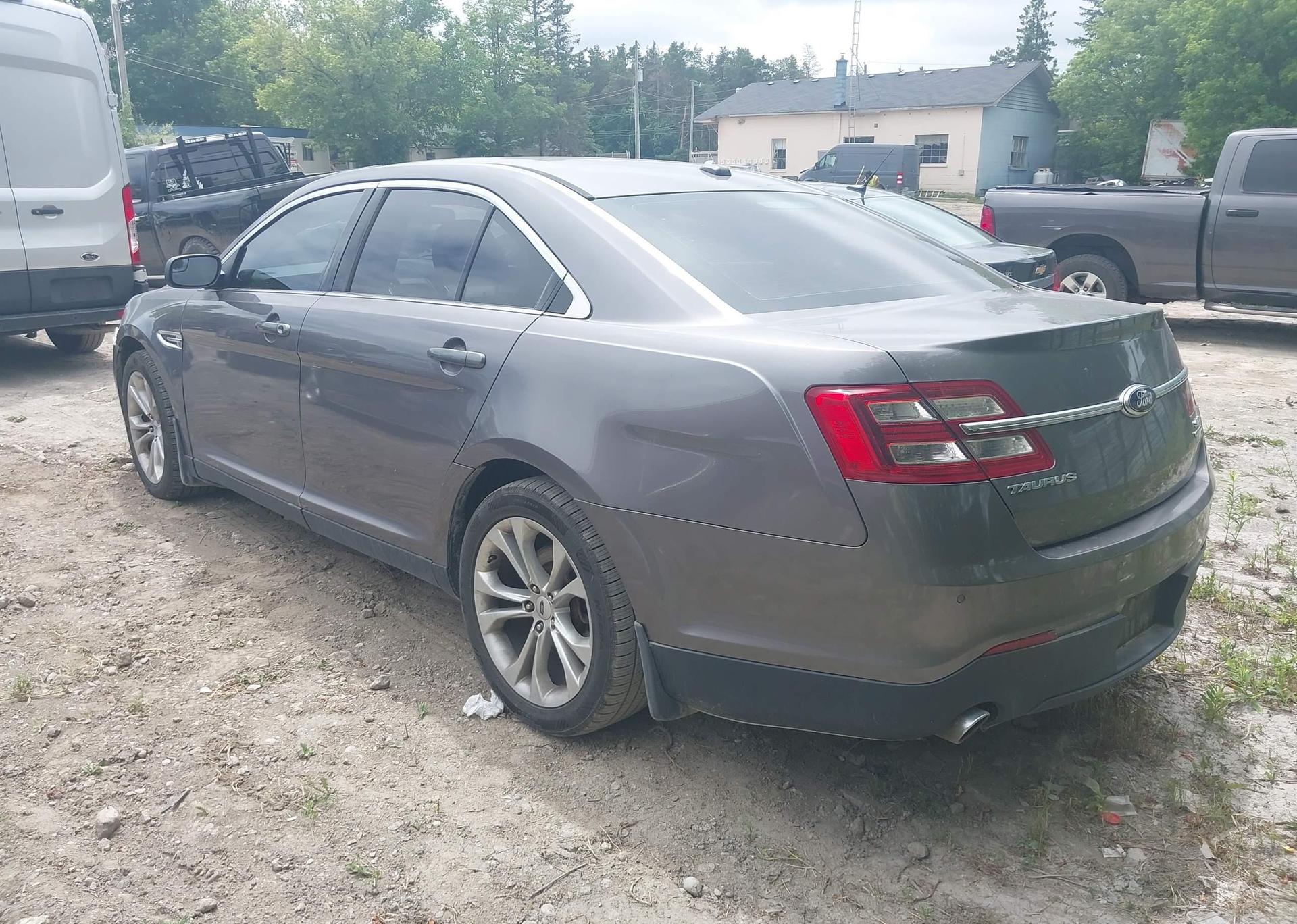 2013 FORD TAURUS SEL