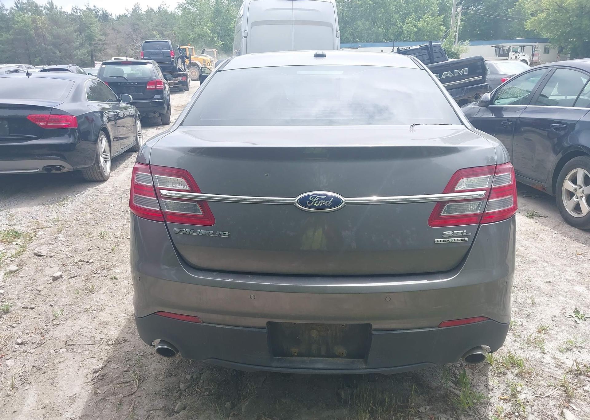 2013 FORD TAURUS SEL