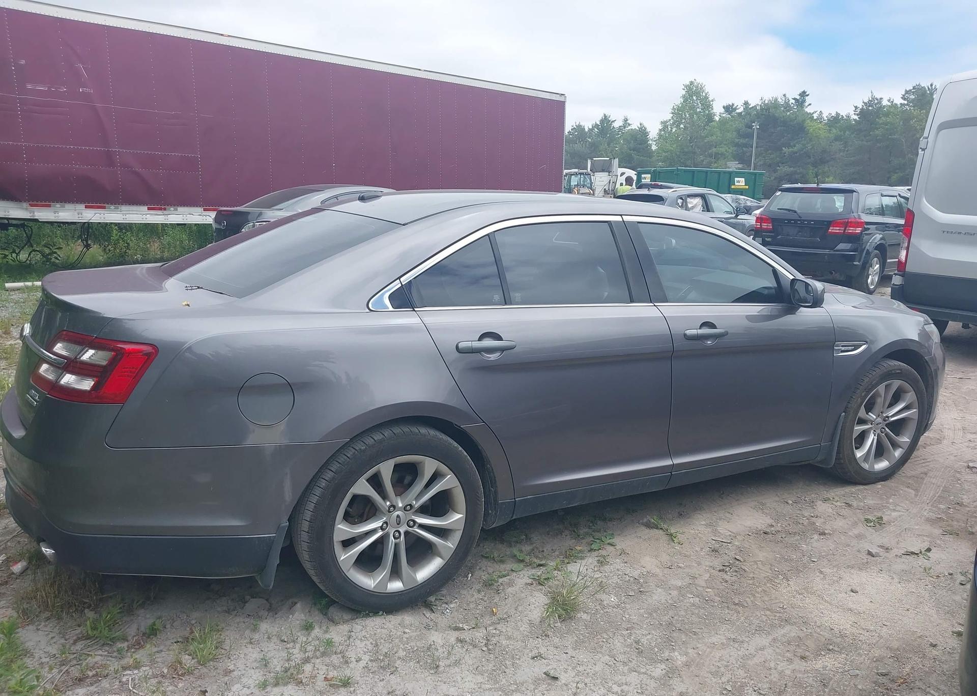 2013 FORD TAURUS SEL