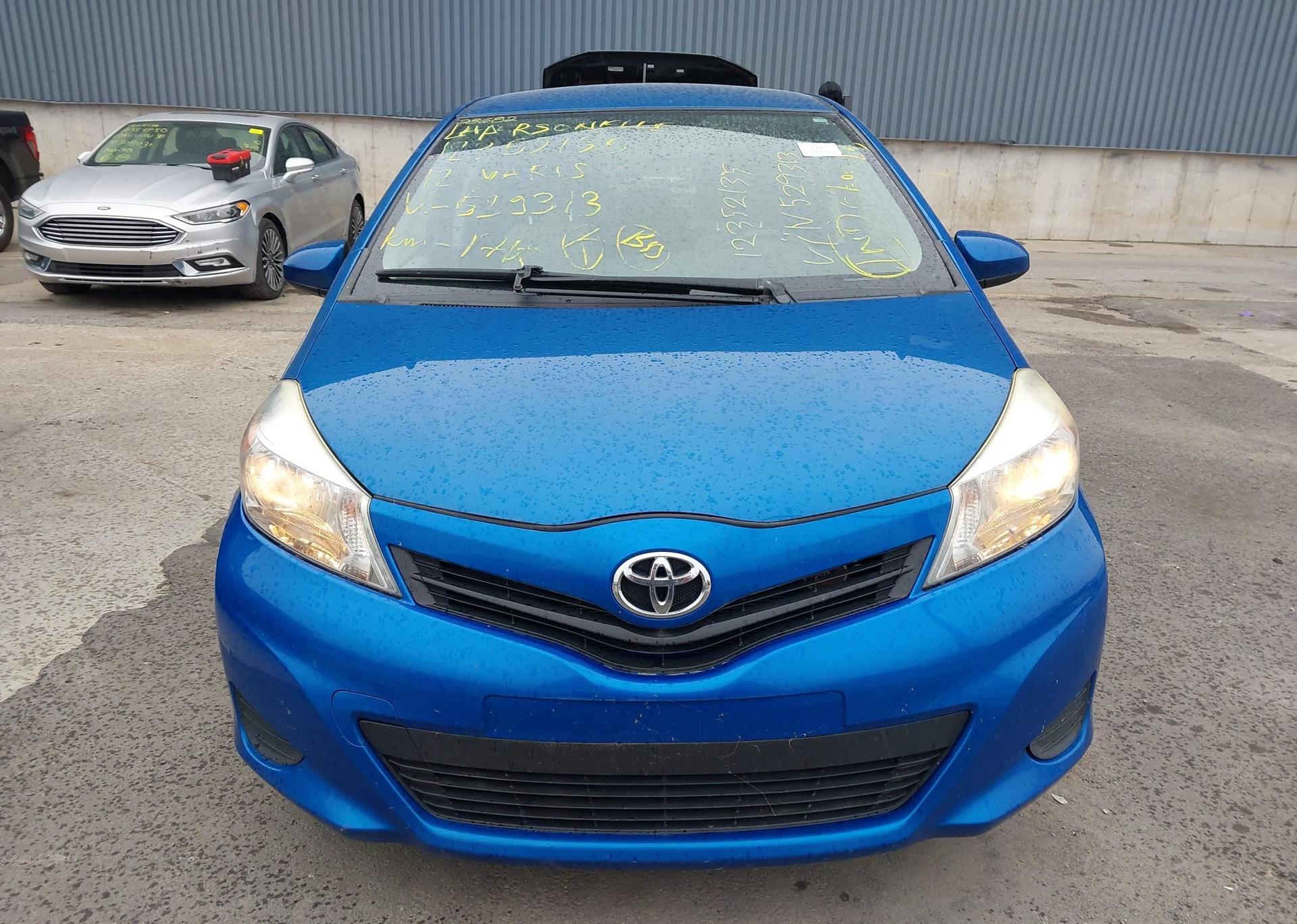 2012 TOYOTA YARIS LE