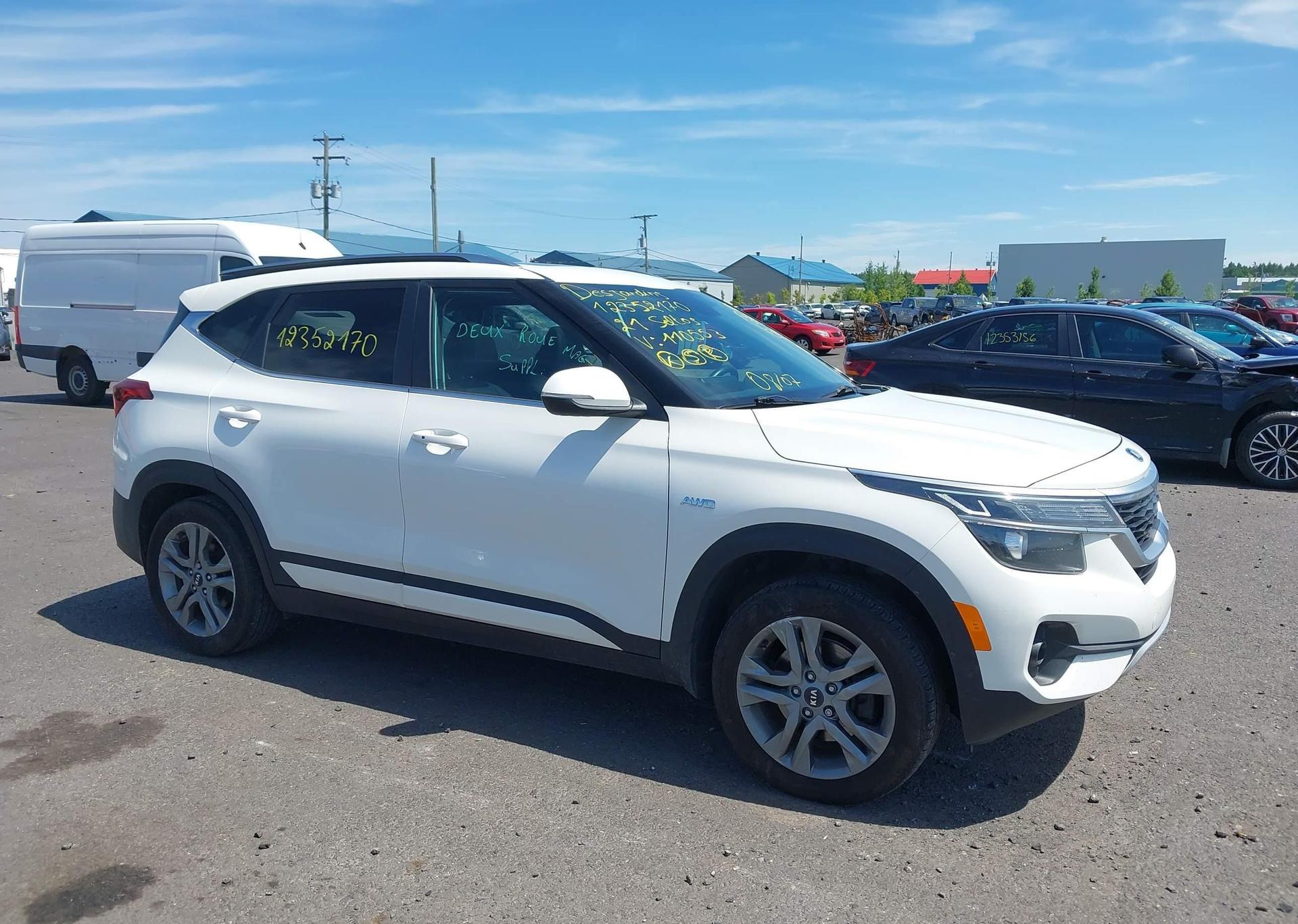 2021 KIA SELTOS EX