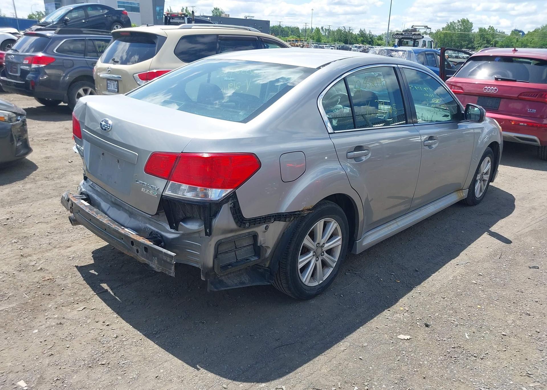 2011 SUBARU LEGACY 2.5I PREMIUM