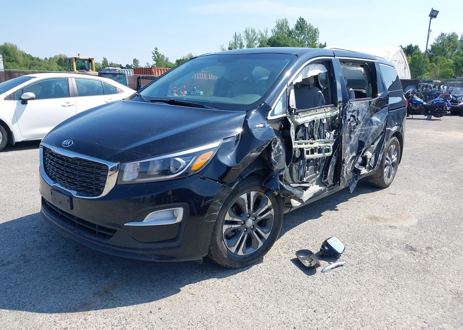 2019 KIA SEDONA