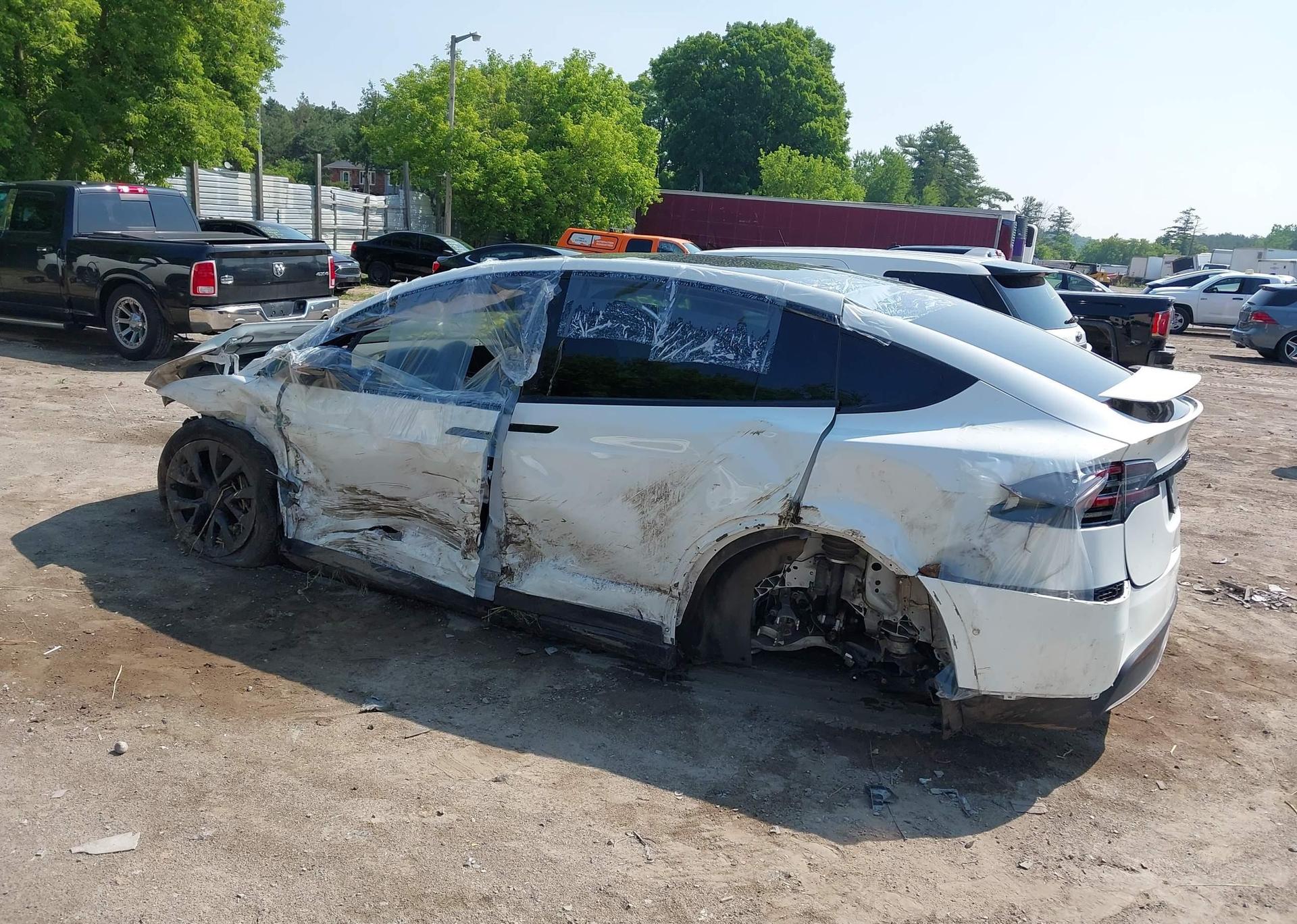 2022 TESLA MODEL X AWD