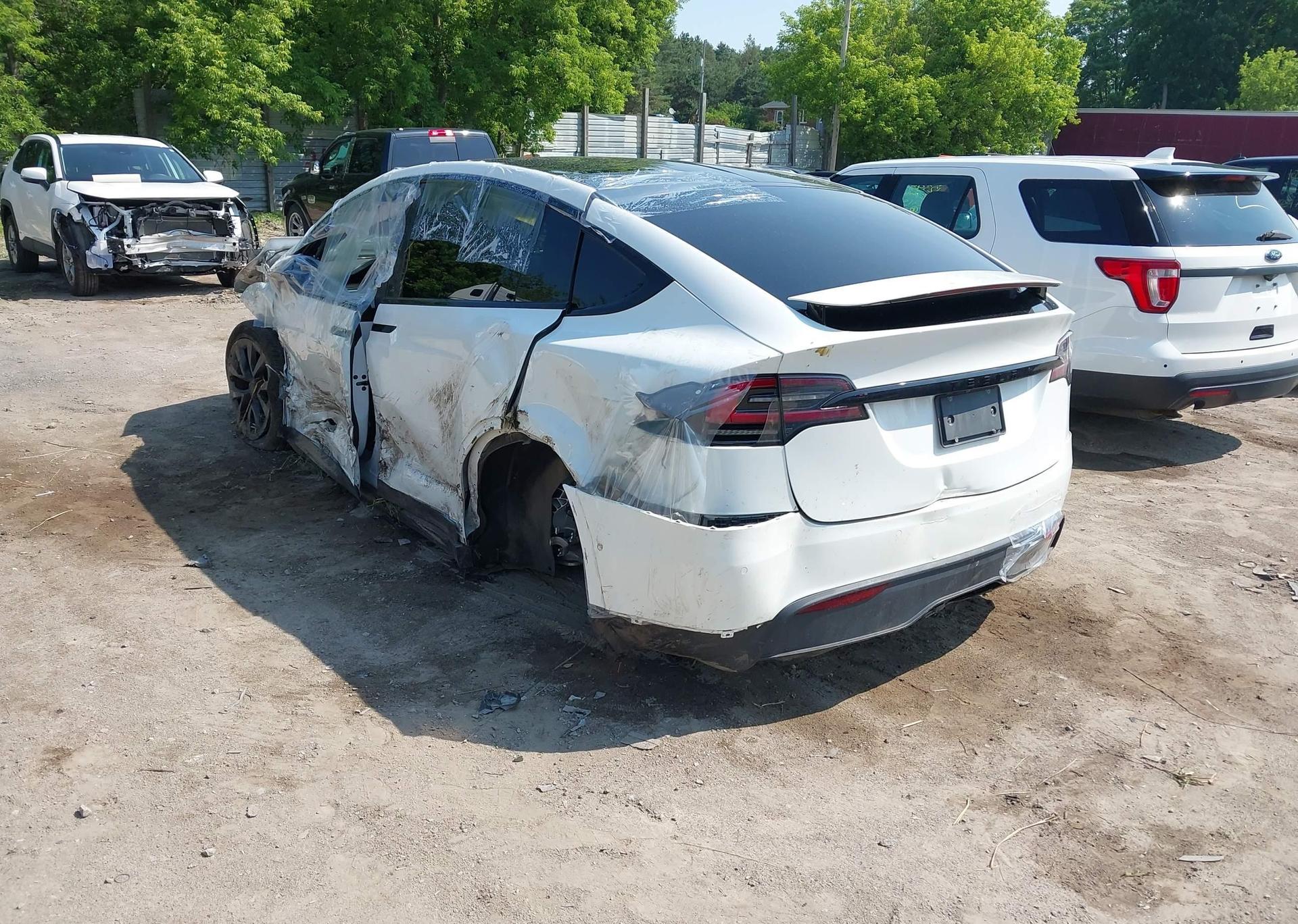 2022 TESLA MODEL X AWD