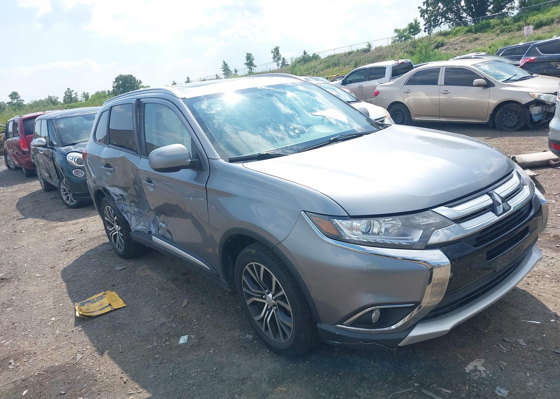 2018 MITSUBISHI OUTLANDER ES