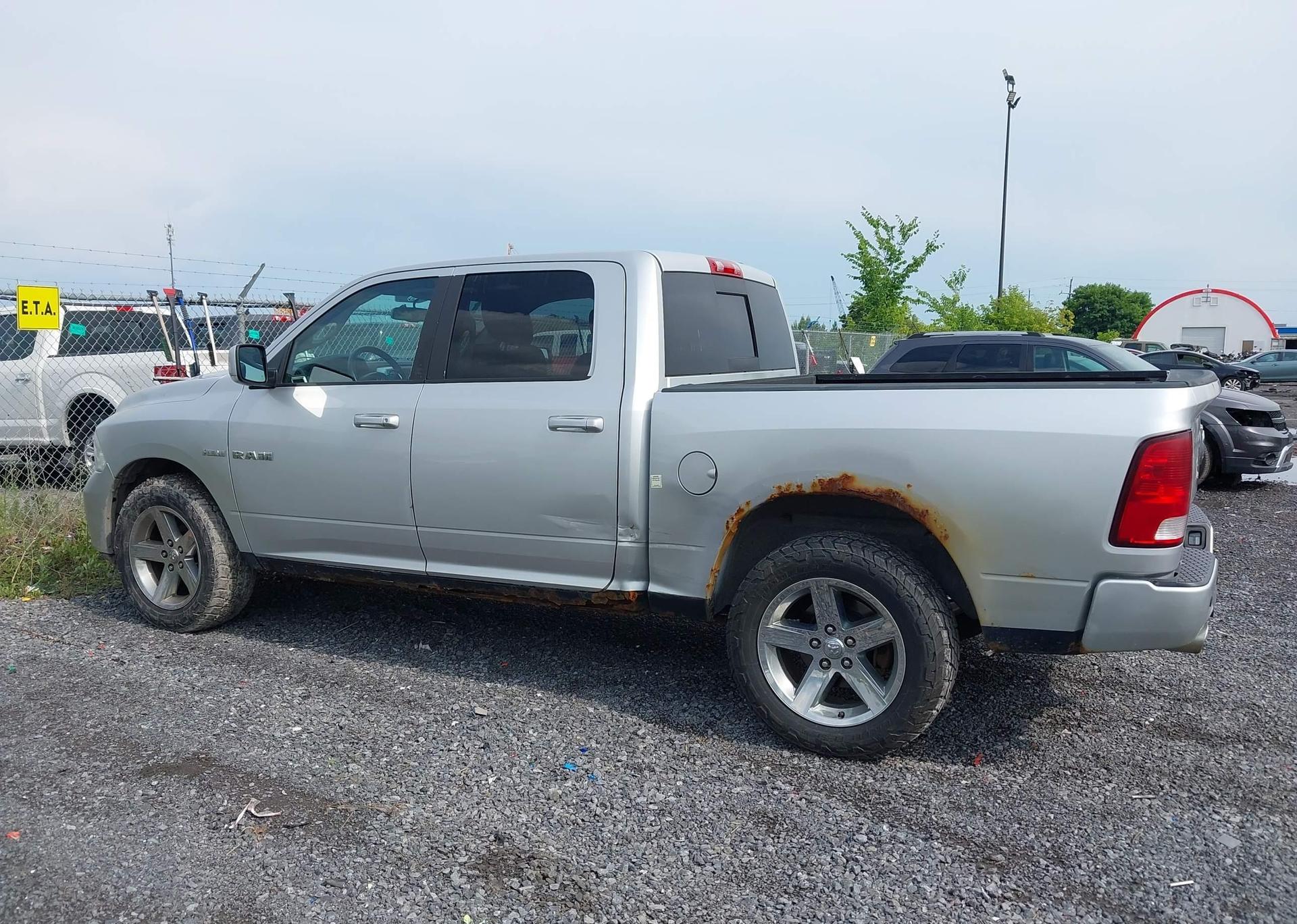 2010 DODGE RAM 1500 SLT