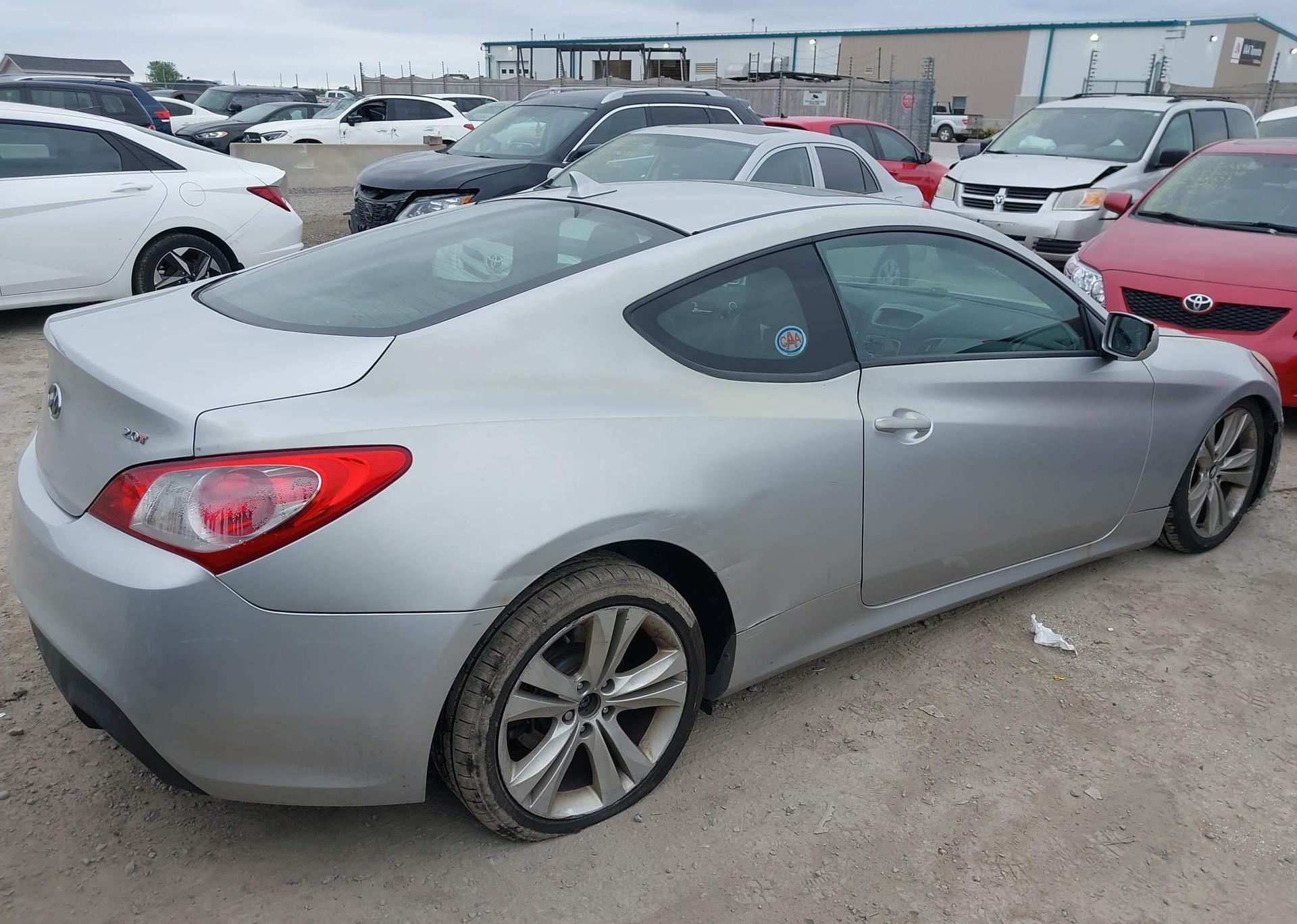 2011 HYUNDAI GENESIS 2.0T PREMIUM