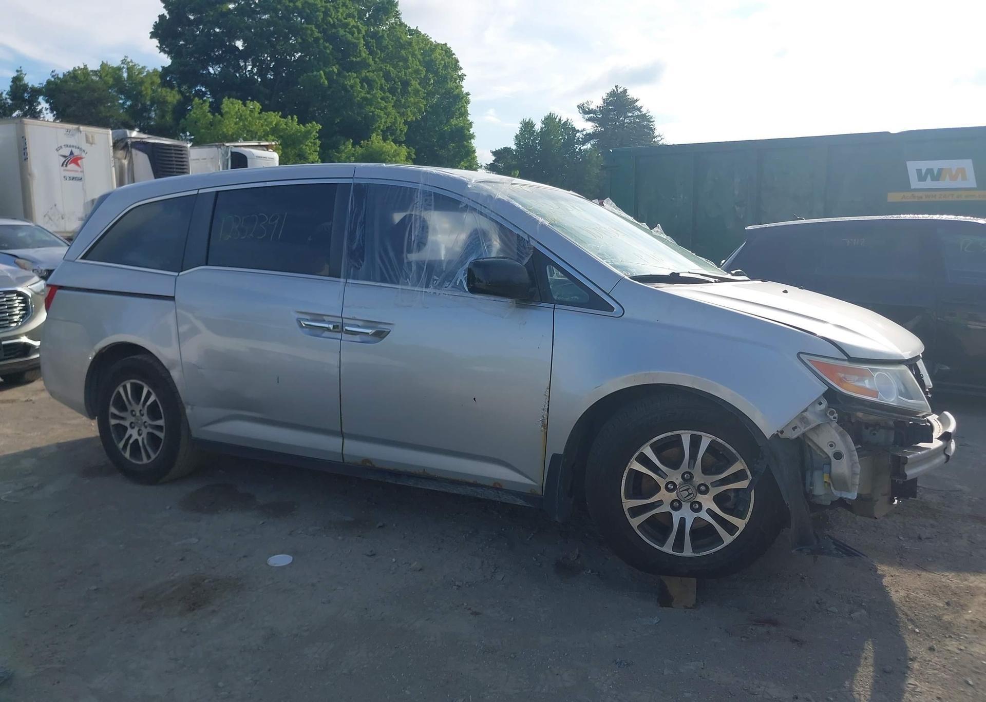 2011 HONDA ODYSSEY EX