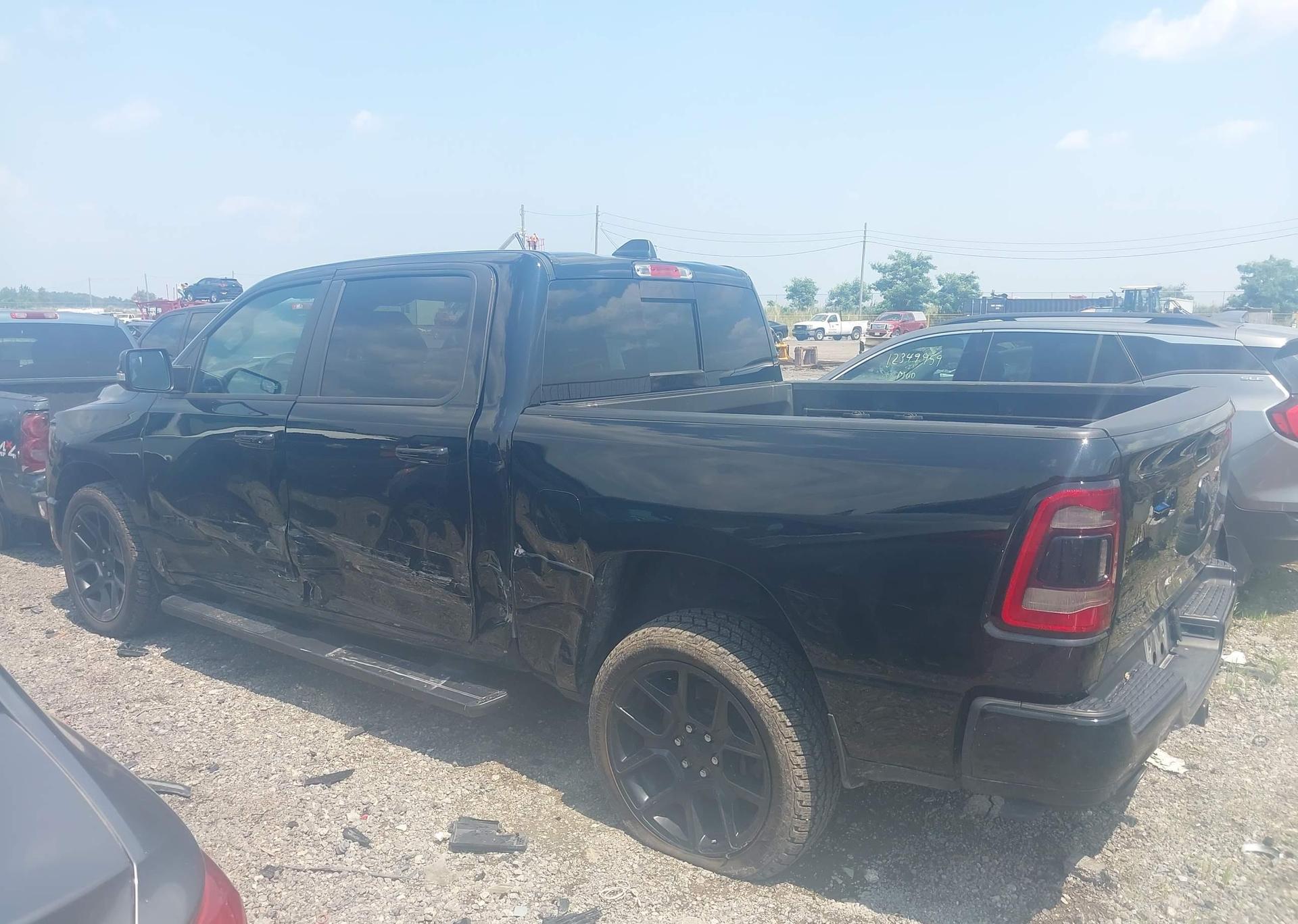 2022 RAM 1500 SPORT