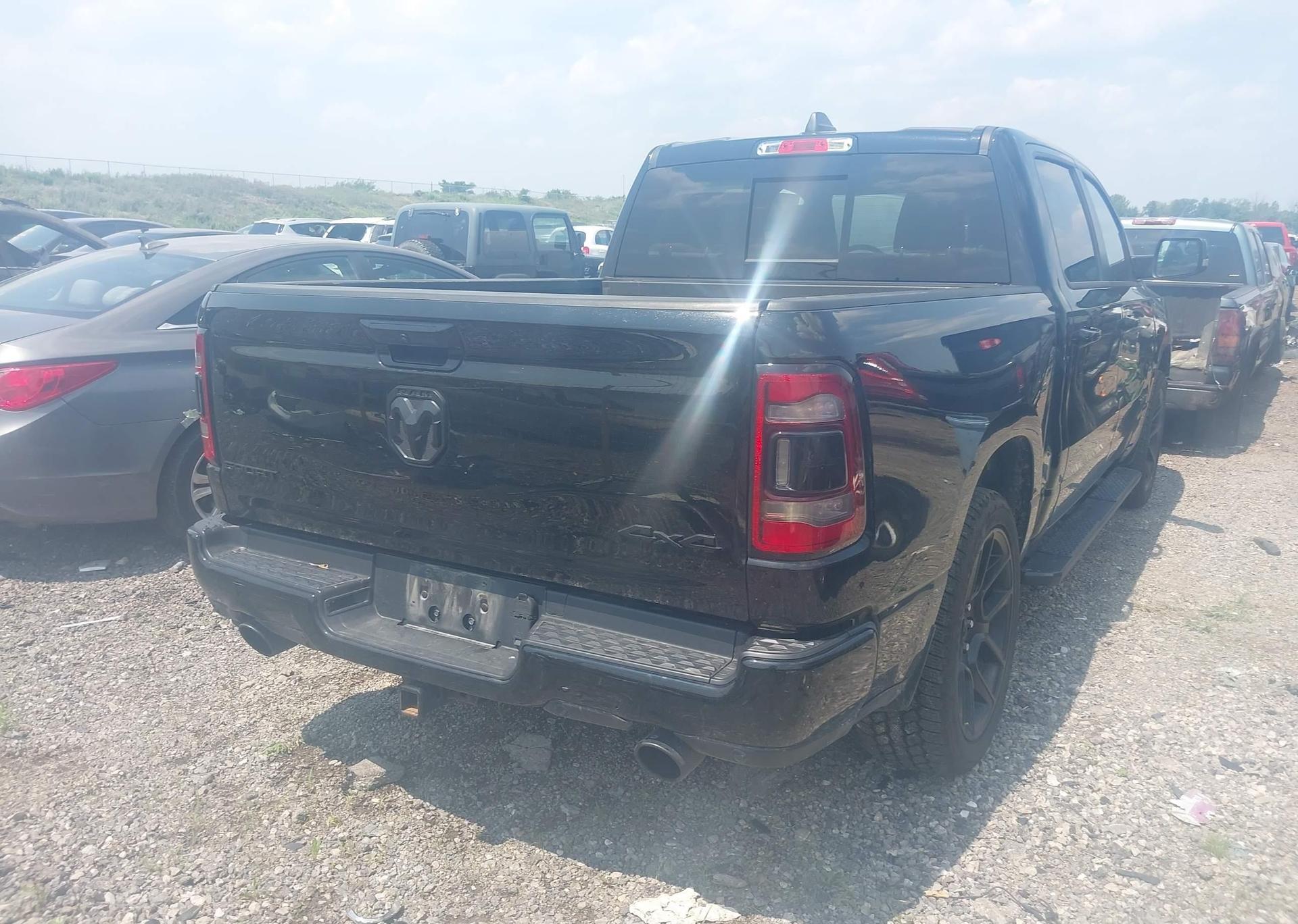 2022 RAM 1500 SPORT
