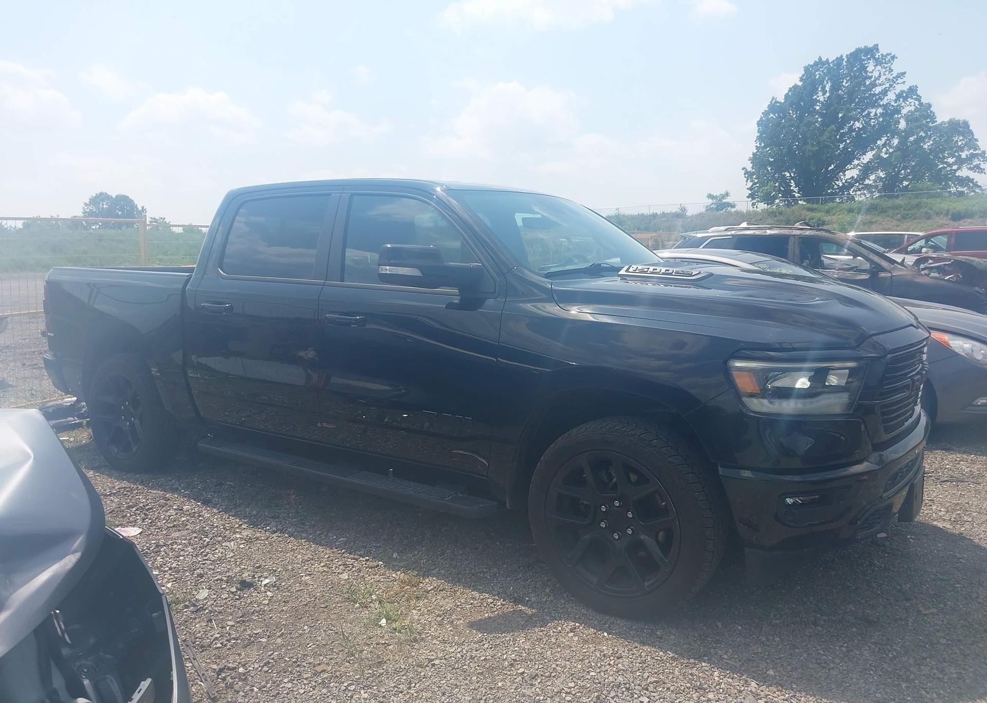 2022 RAM 1500 SPORT