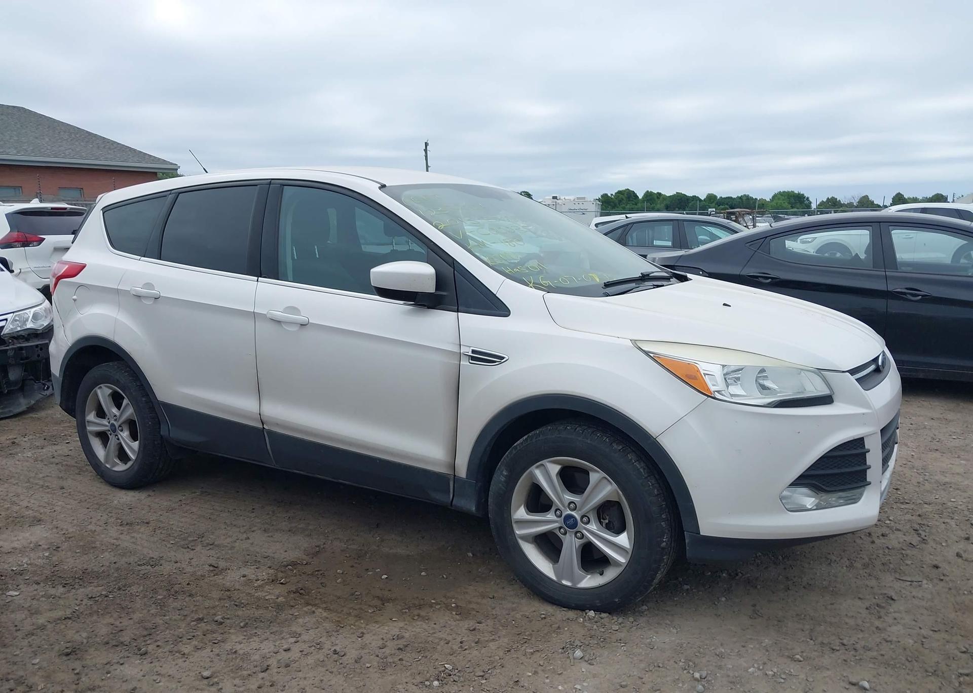 2013 FORD ESCAPE SE