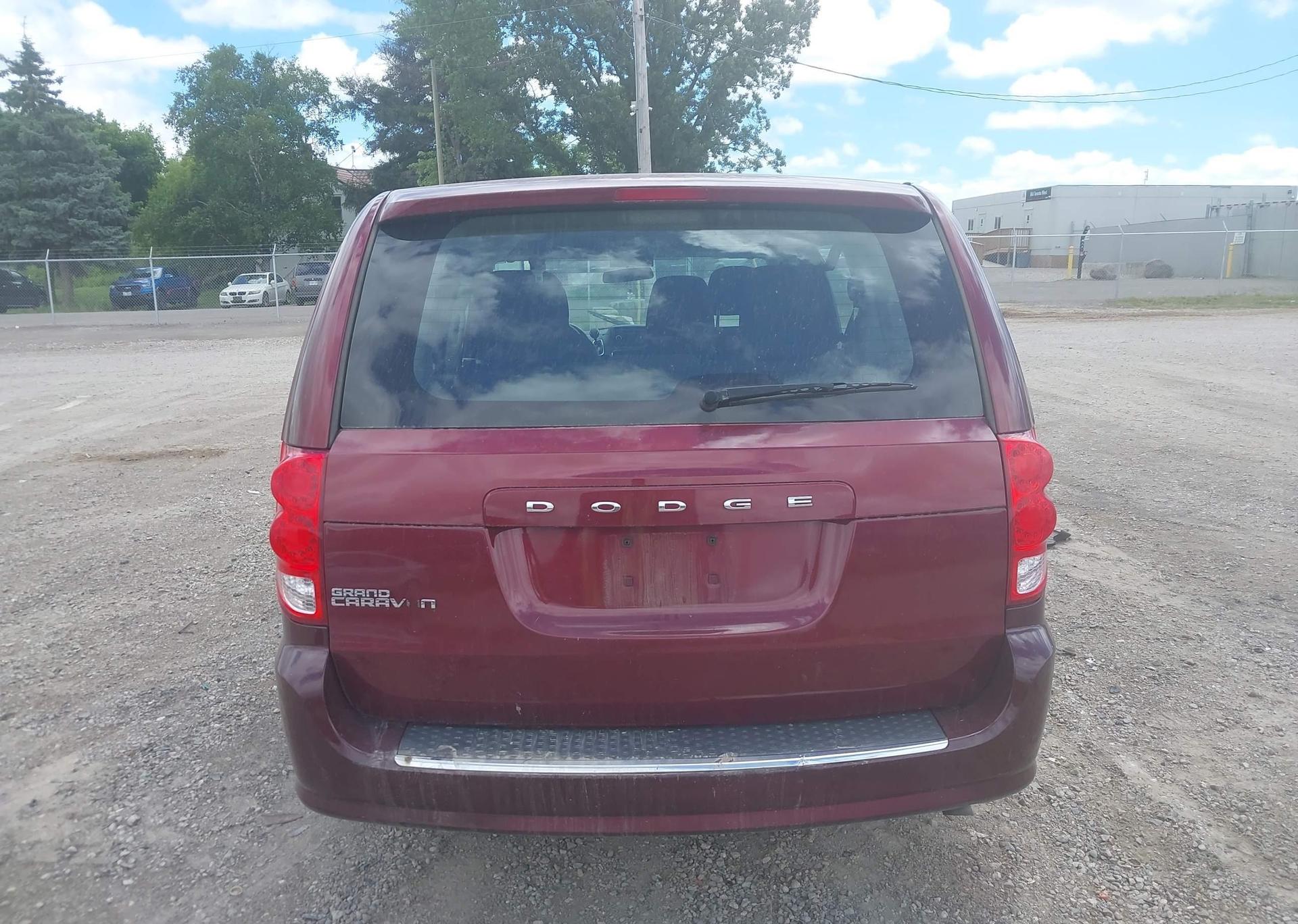 2017 DODGE GRAND CARAVAN SE