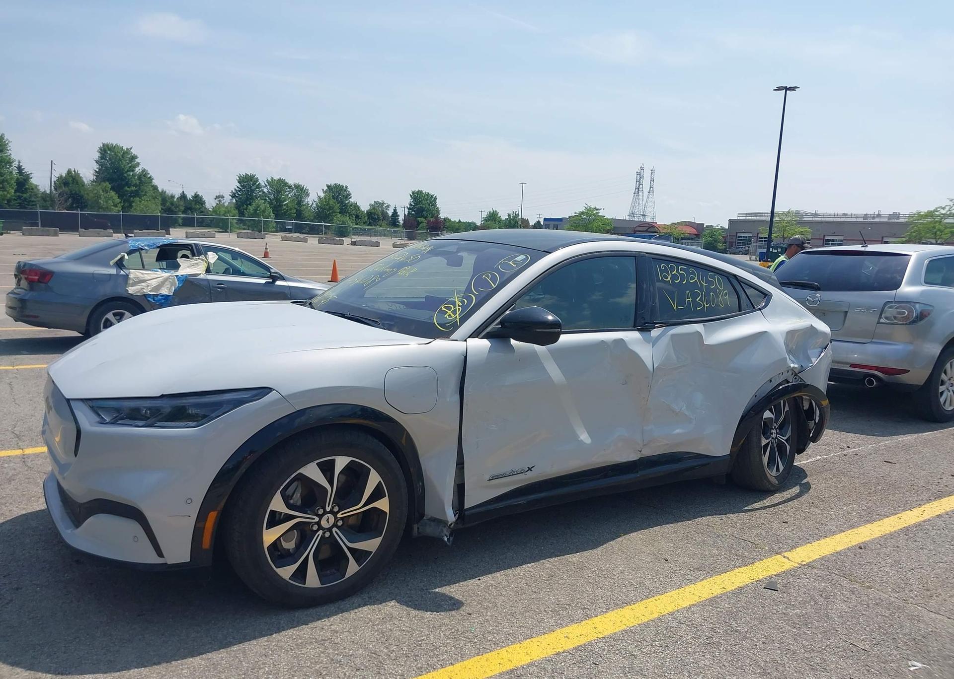 2021 FORD MUSTANG MACH-E PREMIUM