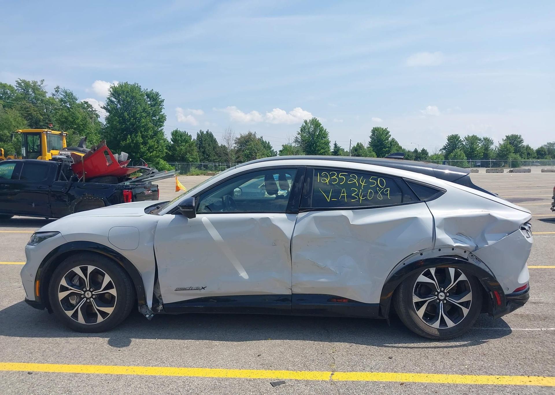 2021 FORD MUSTANG MACH-E PREMIUM