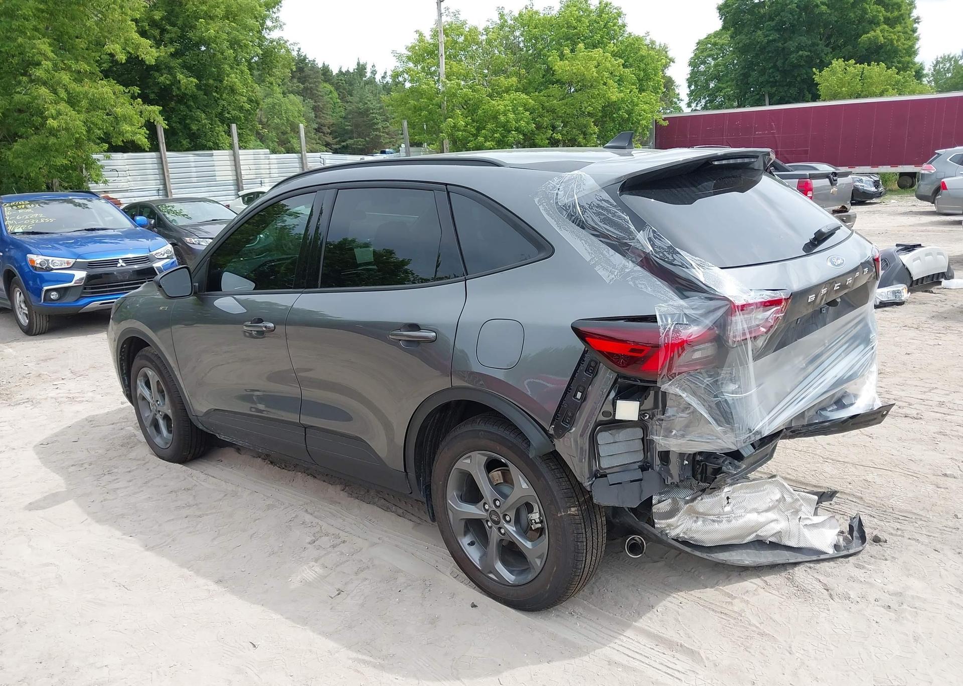 2025 FORD ESCAPE ST LINE