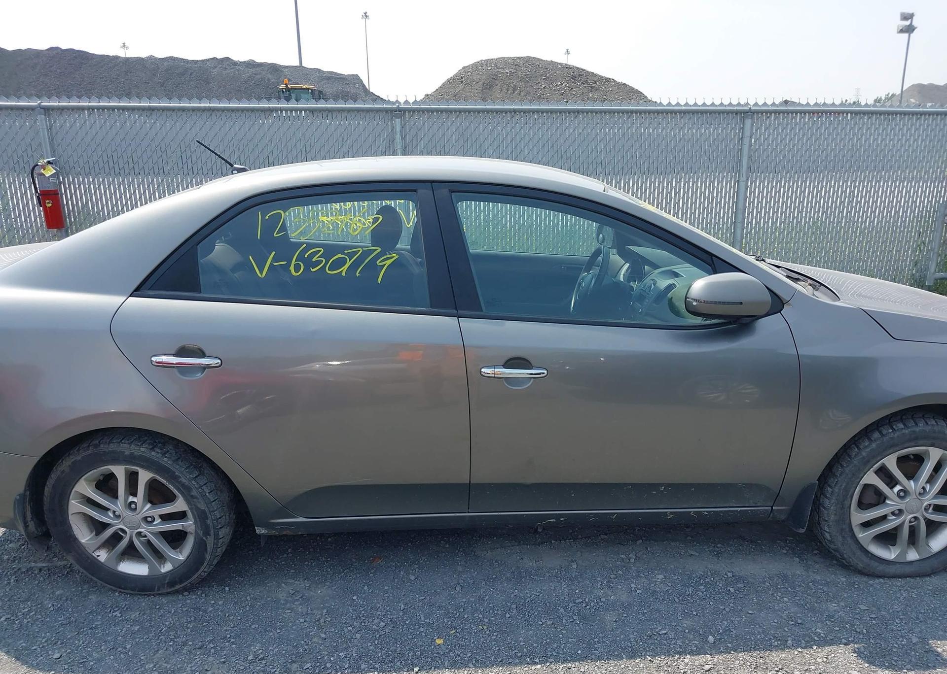 2012 KIA FORTE 2.0L EX