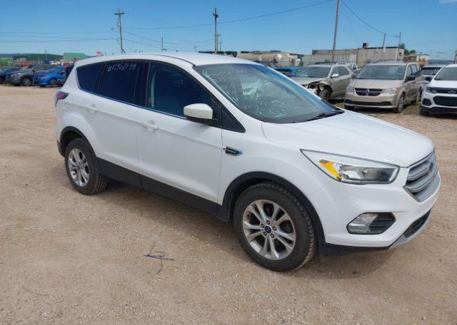 2017 FORD ESCAPE SE