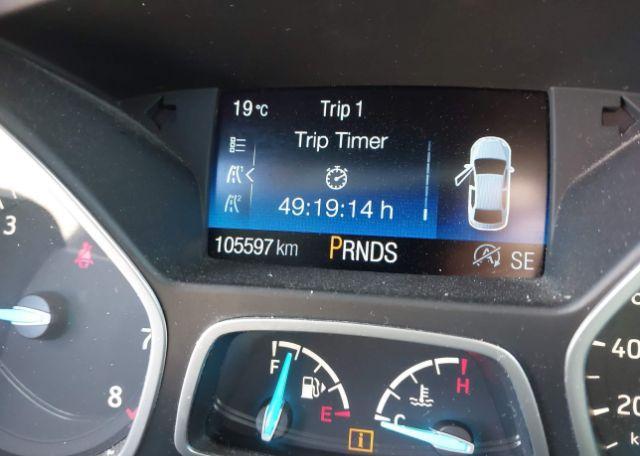 2017 FORD ESCAPE SE