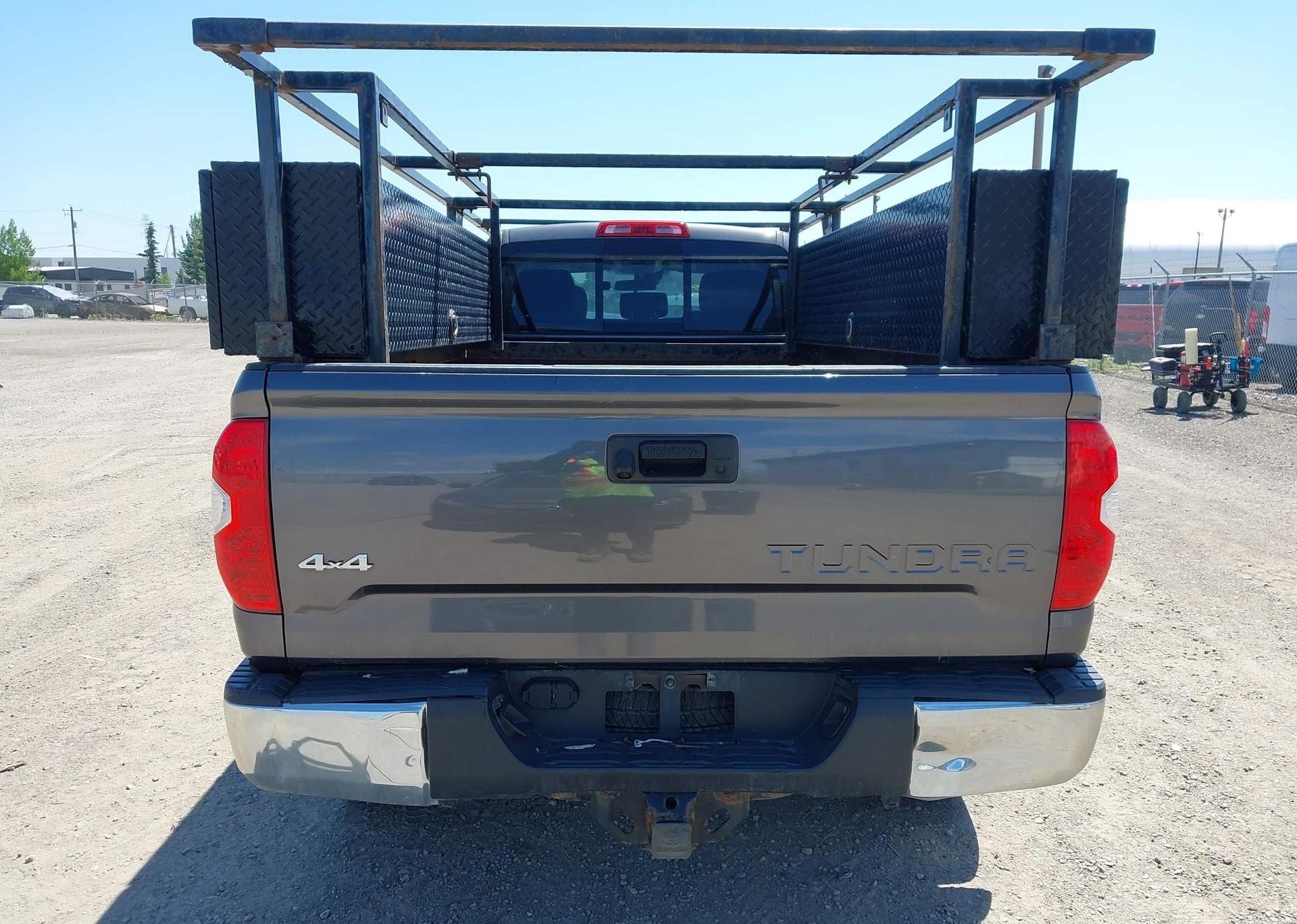 2019 TOYOTA TUNDRA