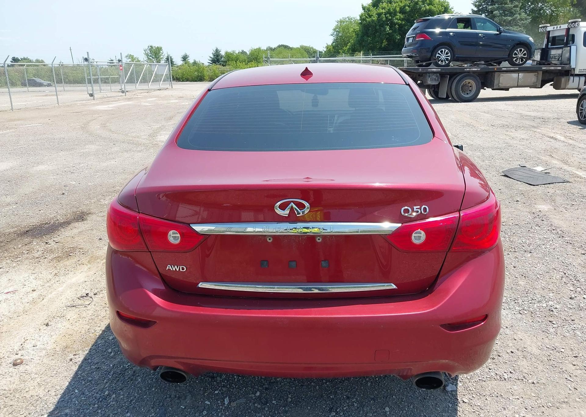 2015 INFINITI Q50 SPORT