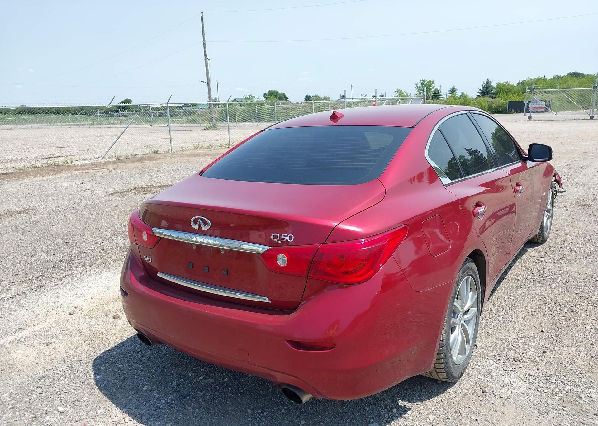 2015 INFINITI Q50 SPORT