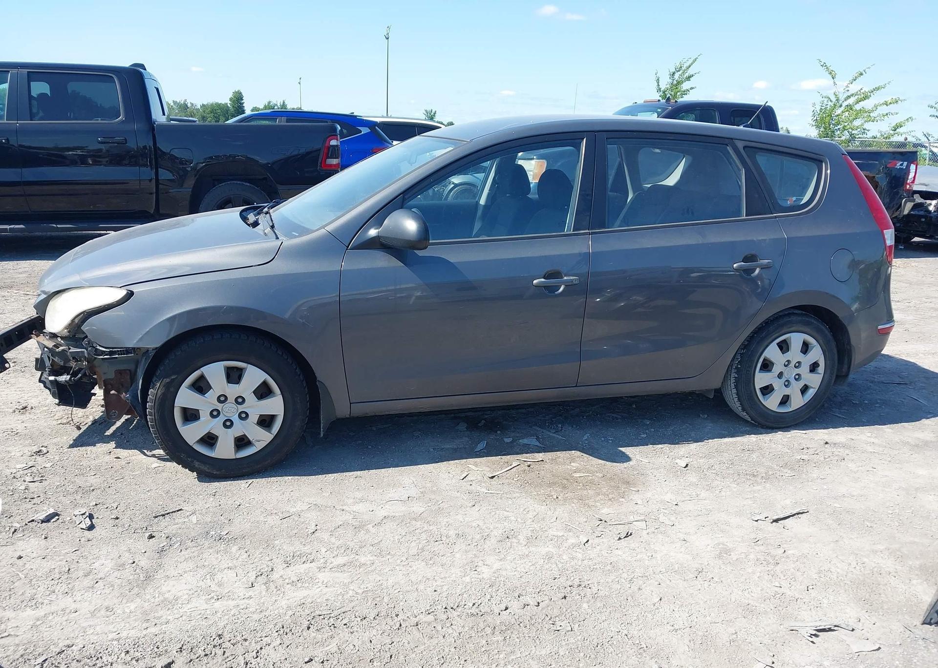 2009 HYUNDAI ELANTRA TOURING L