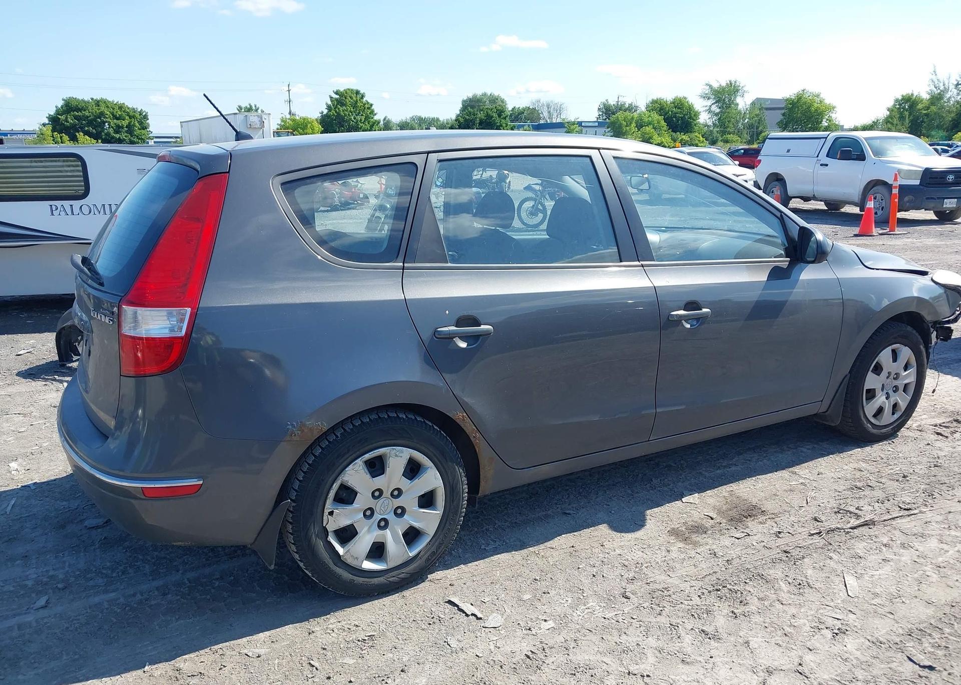 2009 HYUNDAI ELANTRA TOURING L