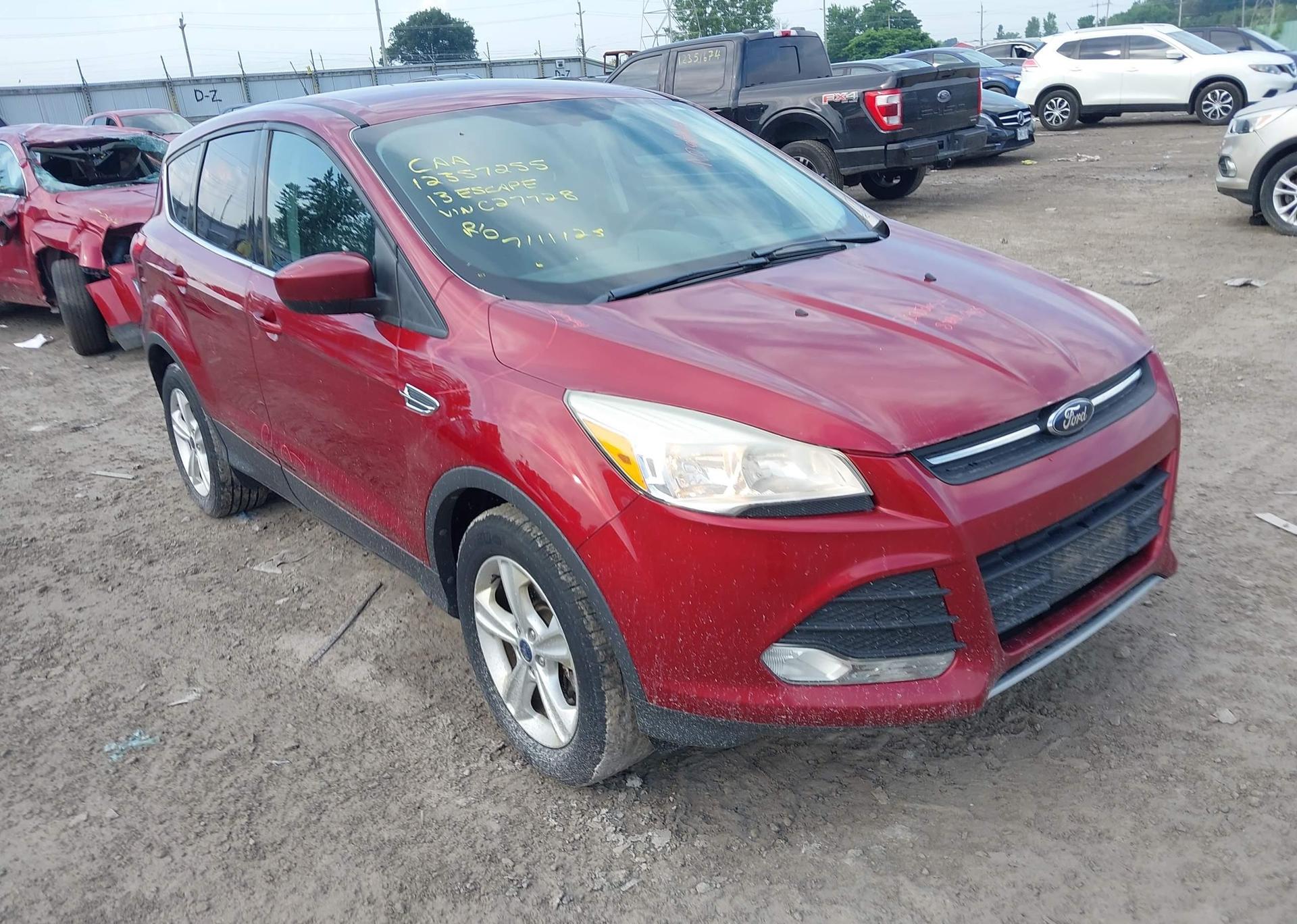 2013 FORD ESCAPE SE