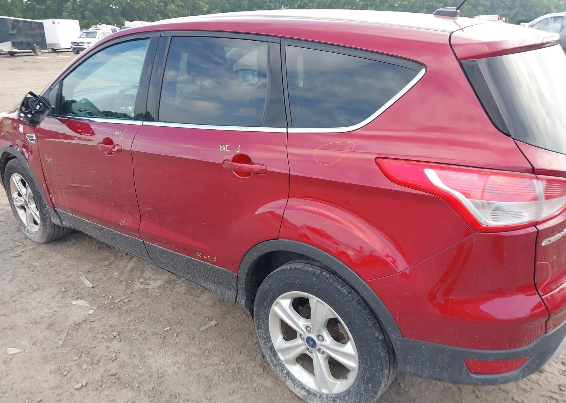 2013 FORD ESCAPE SE